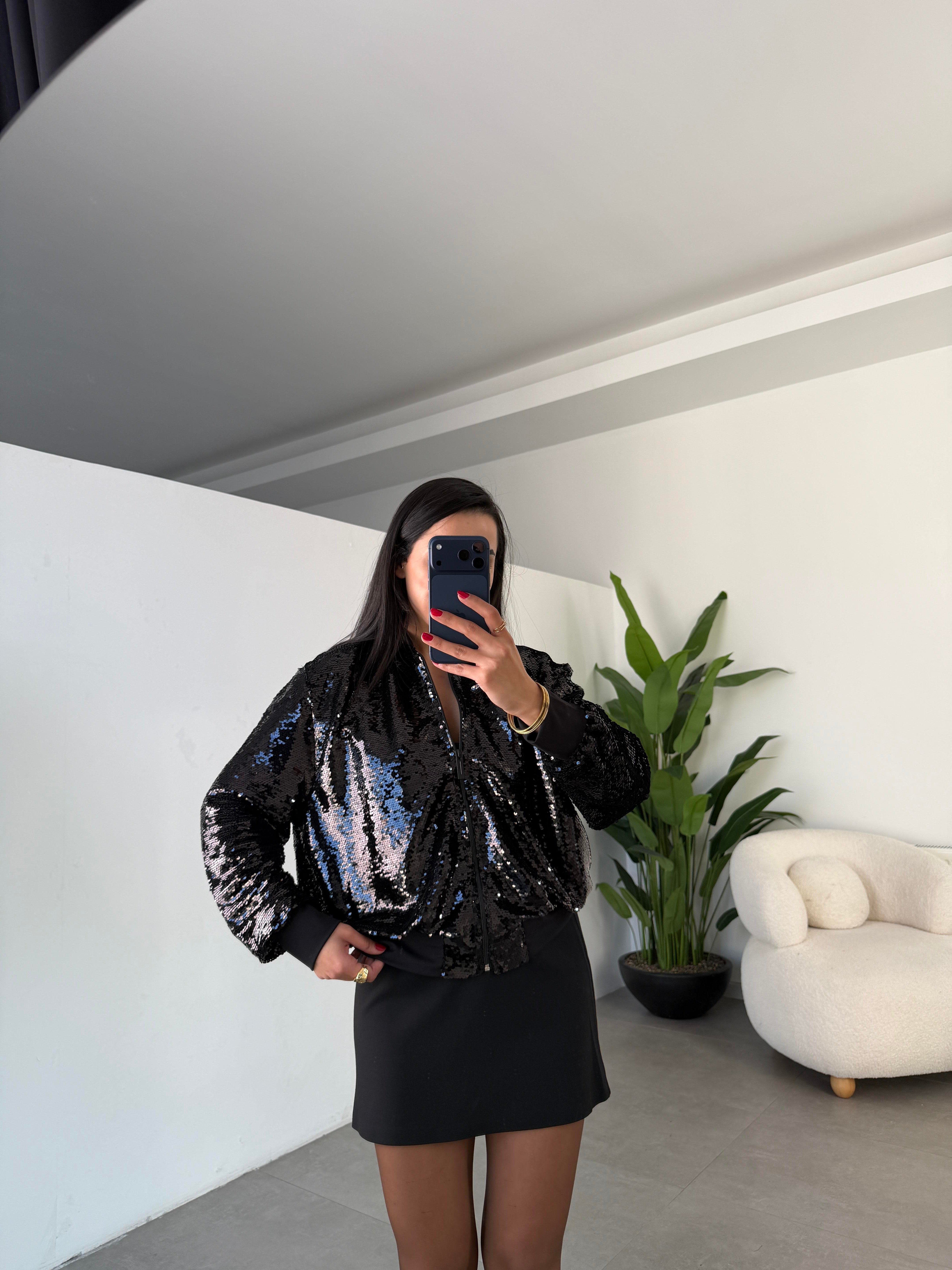 Siyah Pullu Bomber Ceket