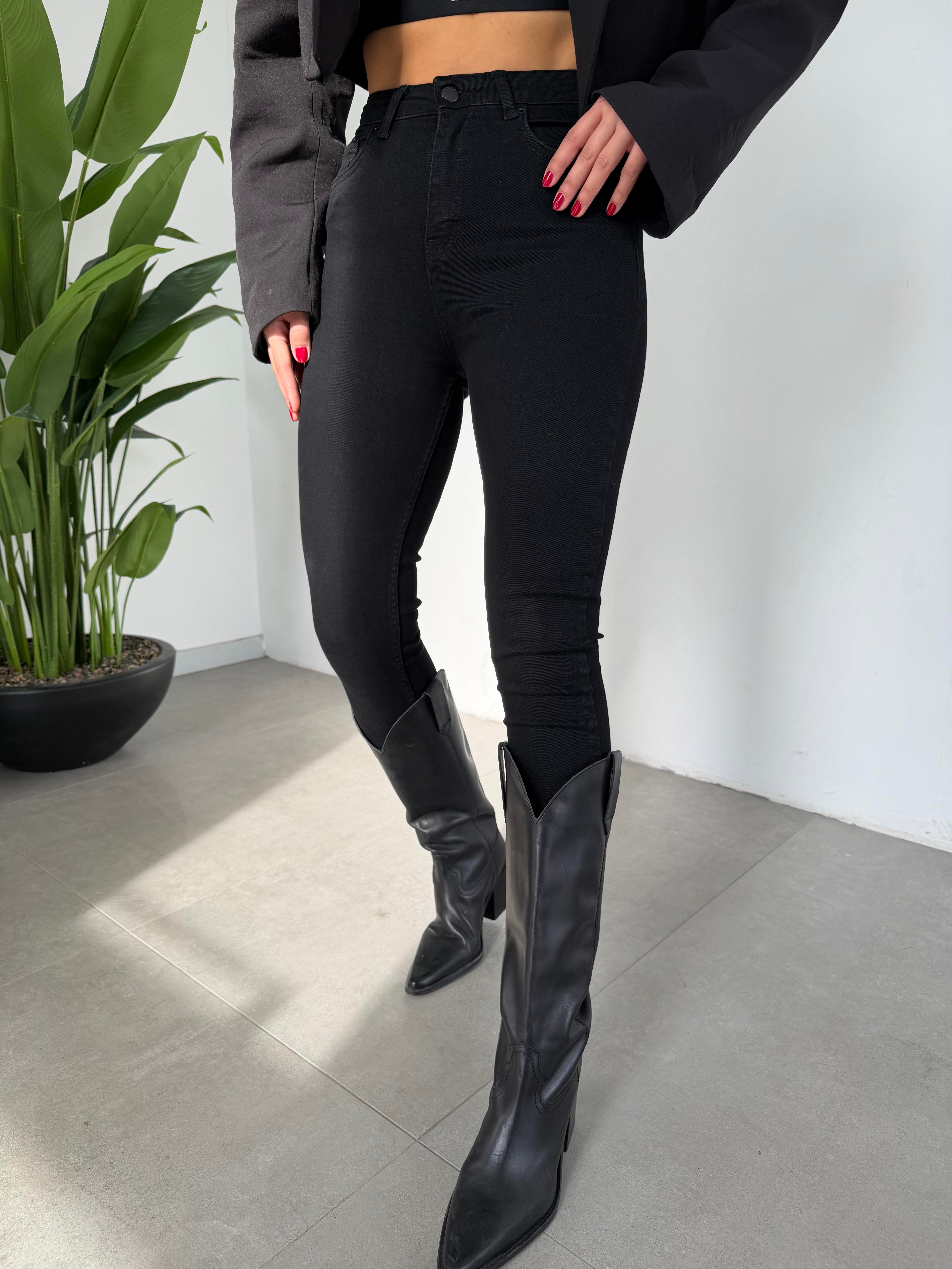 Siyah Skinny Jean
