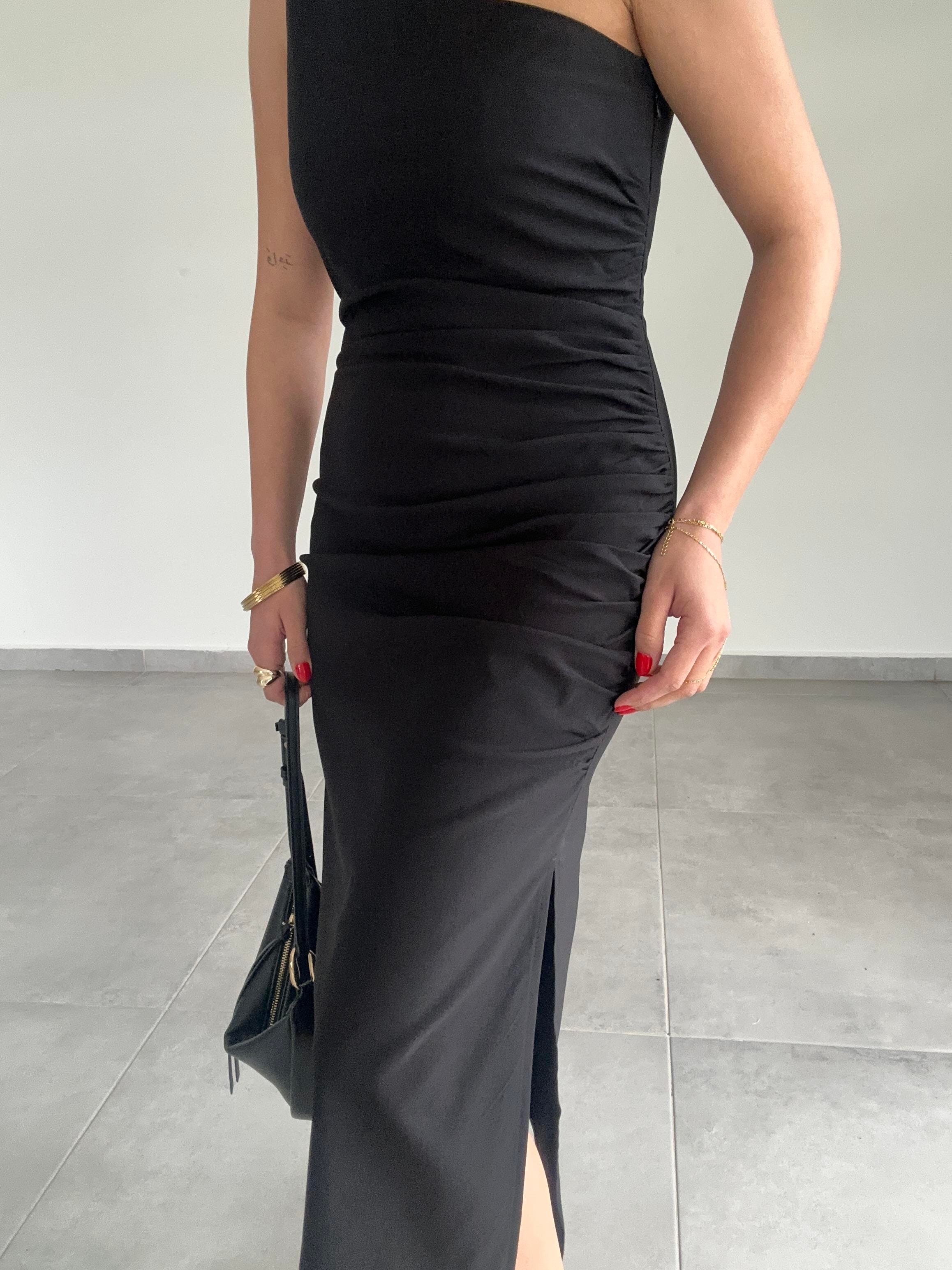 Siyah Tek Omuz Elbise