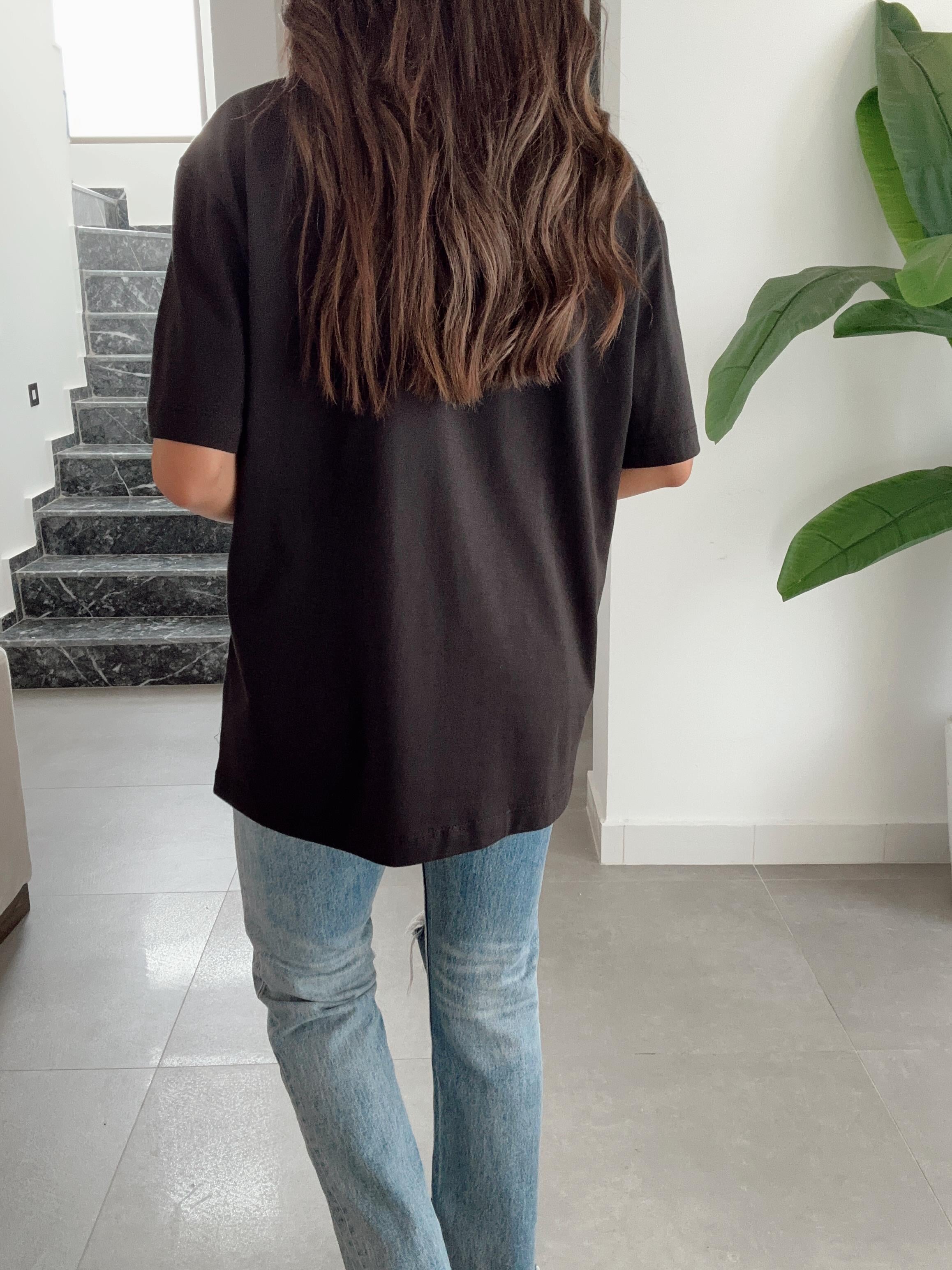 Siyah V Yaka Oversize Tshirt