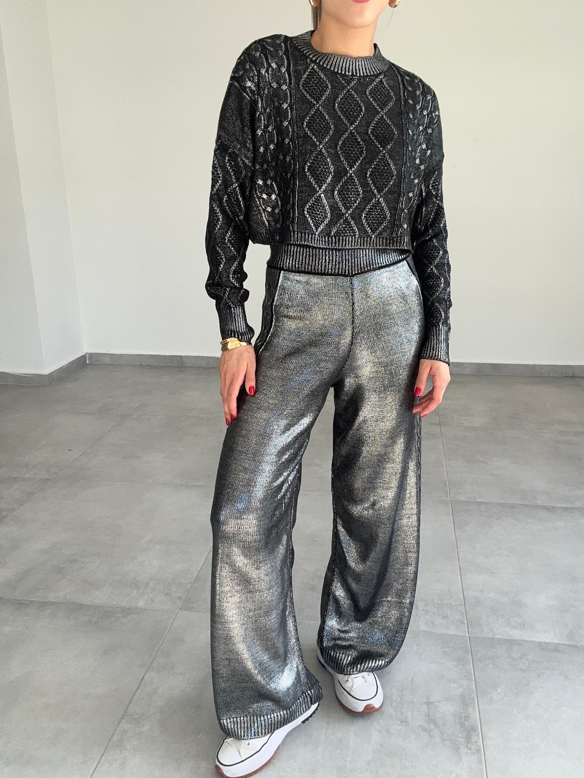 Siyah Varak Baskılı Triko Pantolon