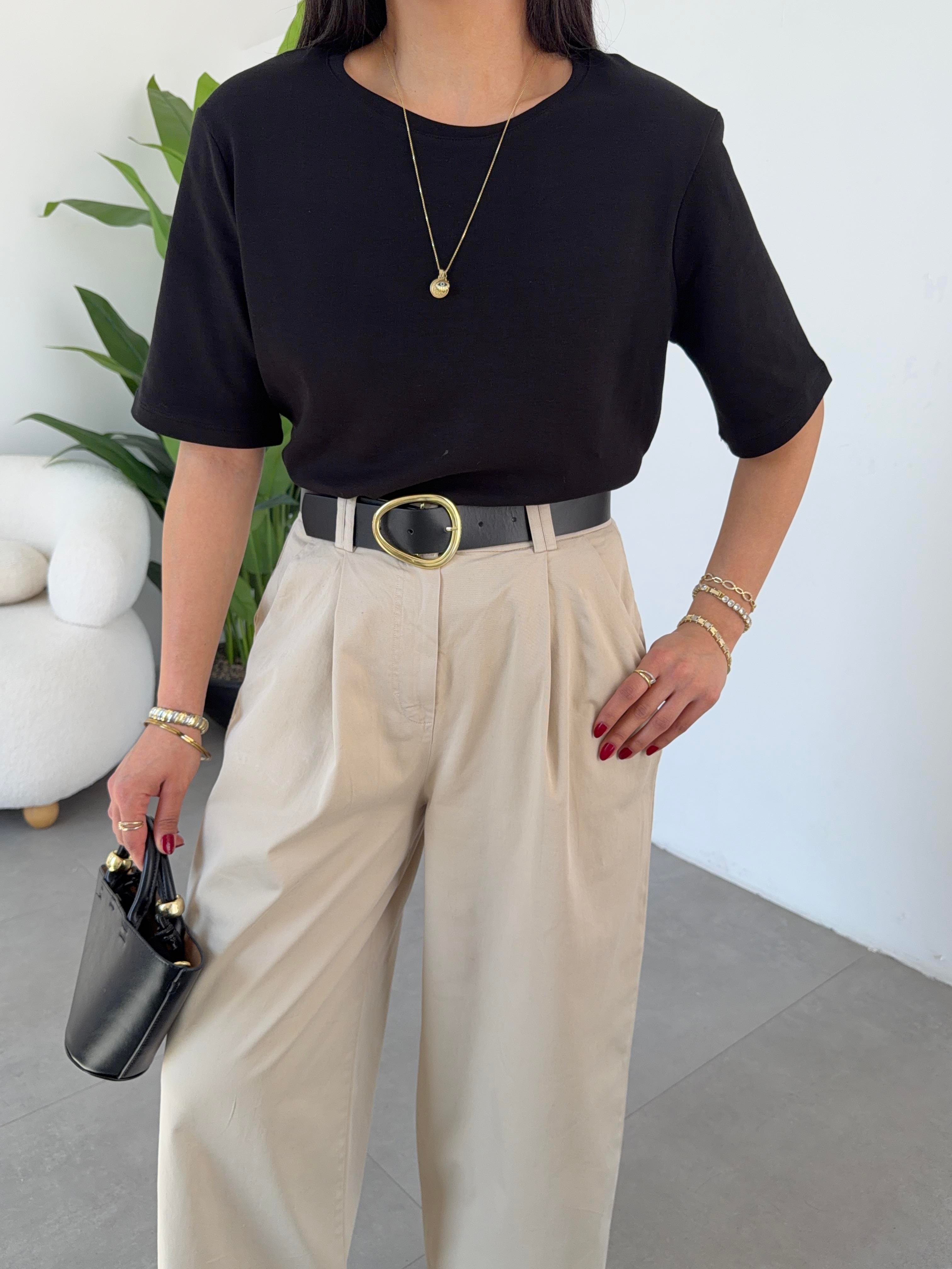 Siyah Vatkalı Basic Yaka Tshirt