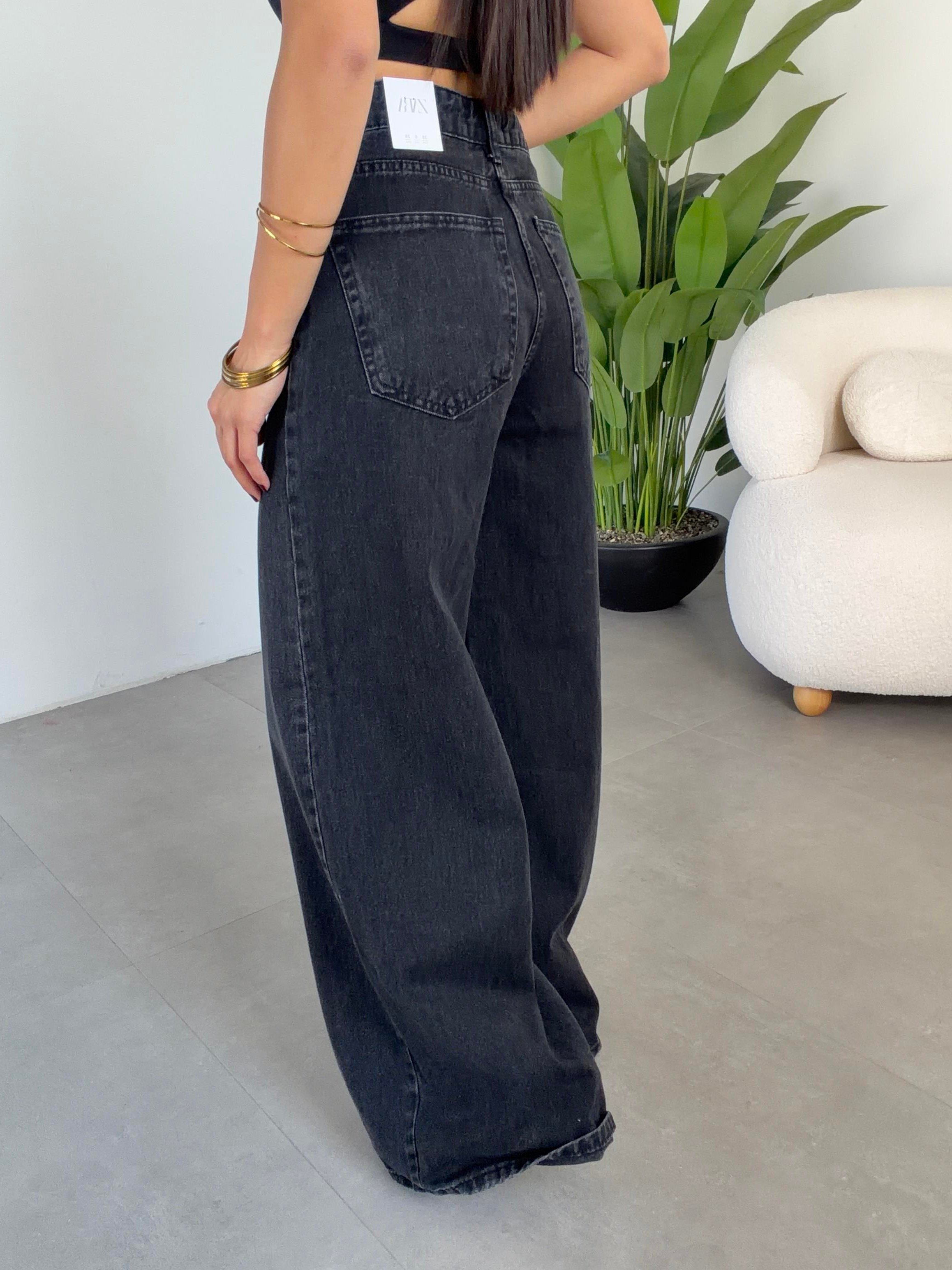 Siyah Wideleg Jean