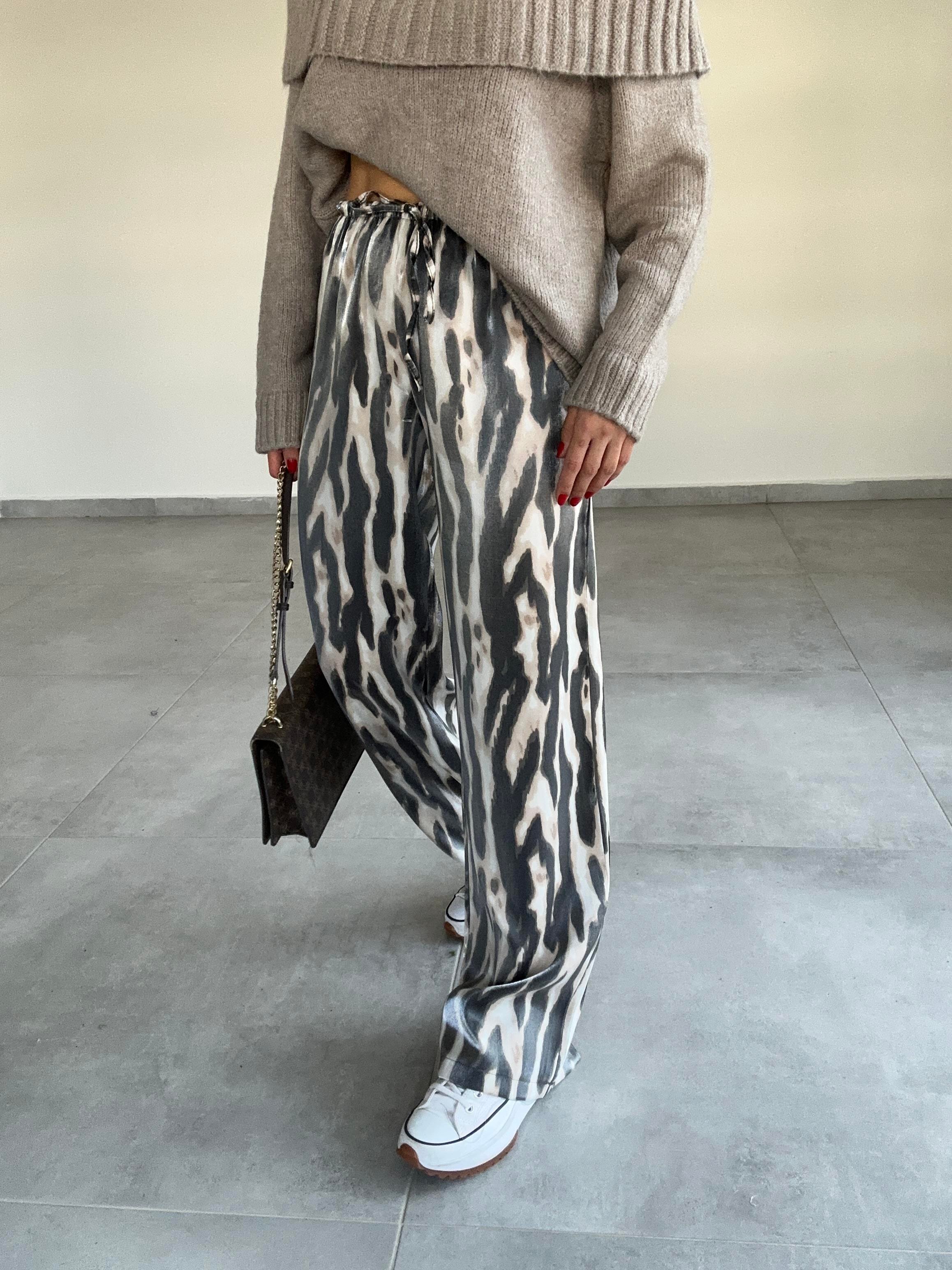 Taş Desenli Pantolon