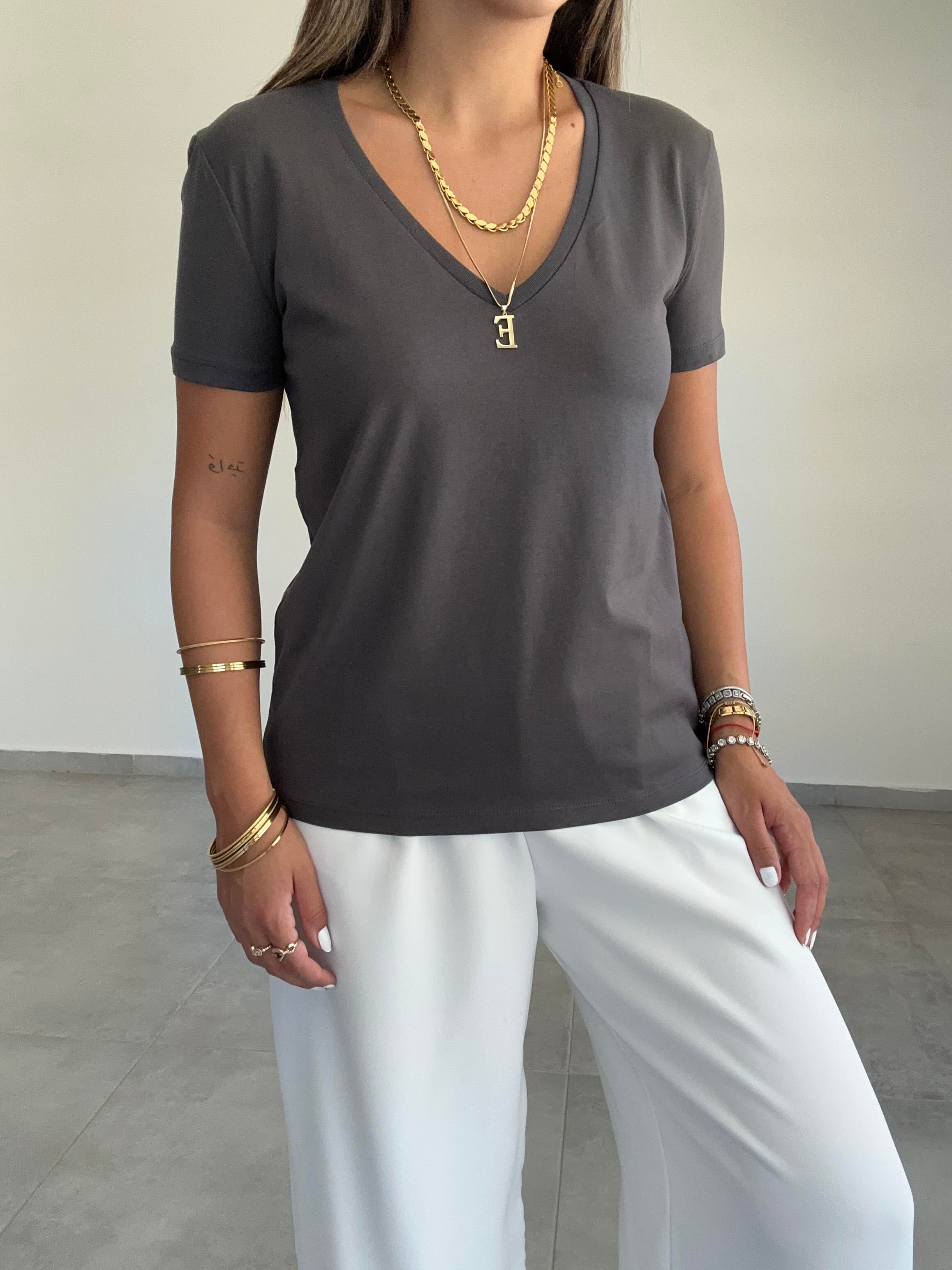 V Yaka Basic Antrasit Tişört