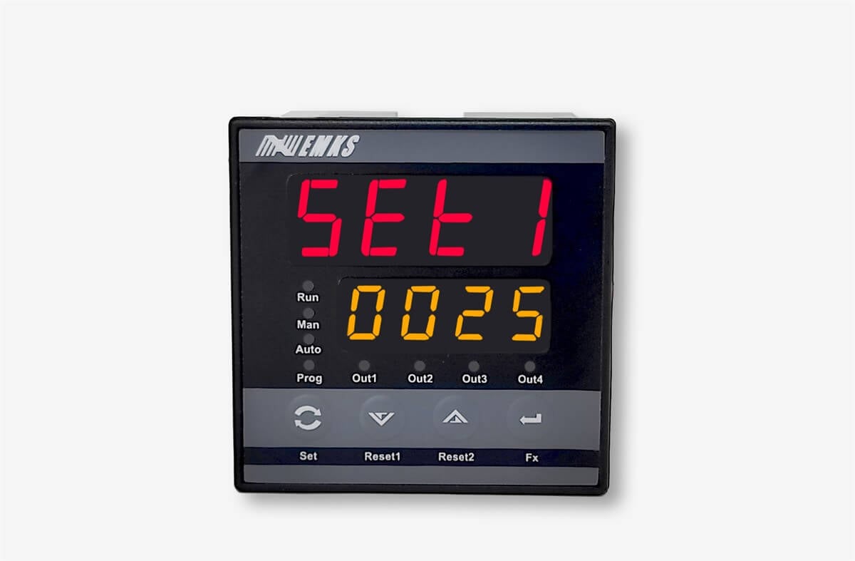 EMKS ElektronikÜniversal Girişli Proses Kontrol CihazlarıUPC7-2200 (72x72mm)