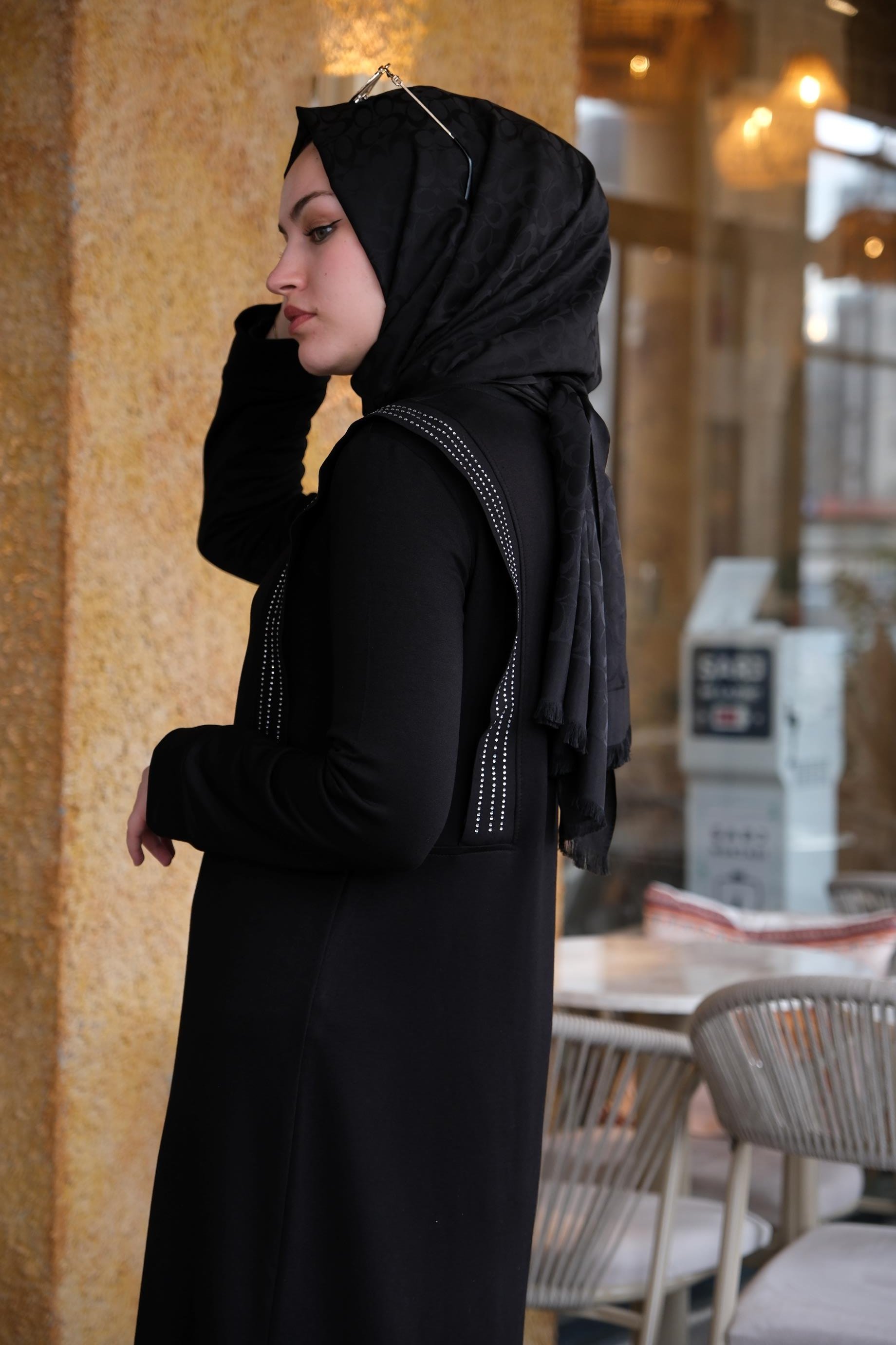 Omzu Taşlı Rahat Bambu Penye Siyah Molde Elbise