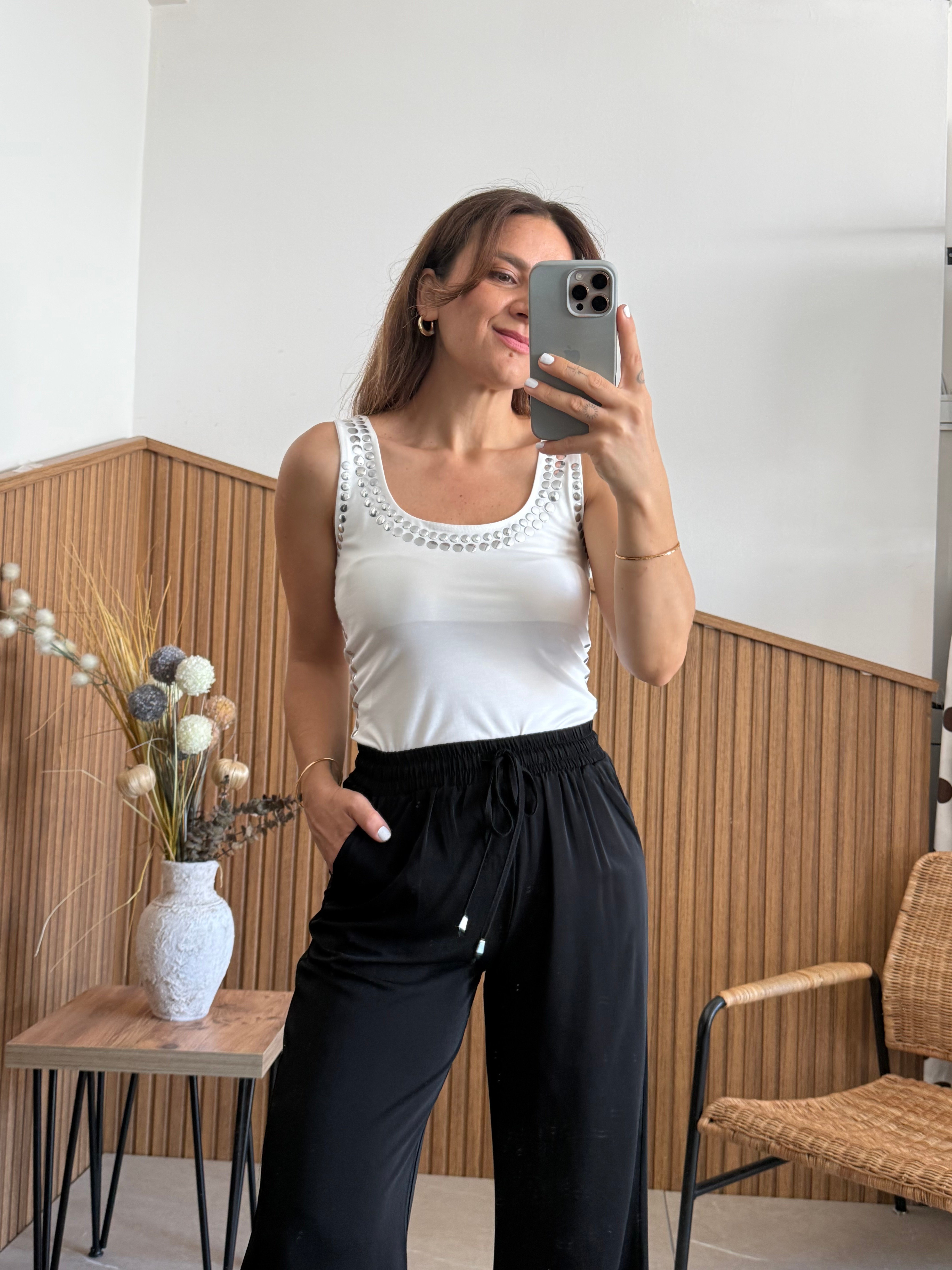 Drop Detaylı Beyaz Bluz 