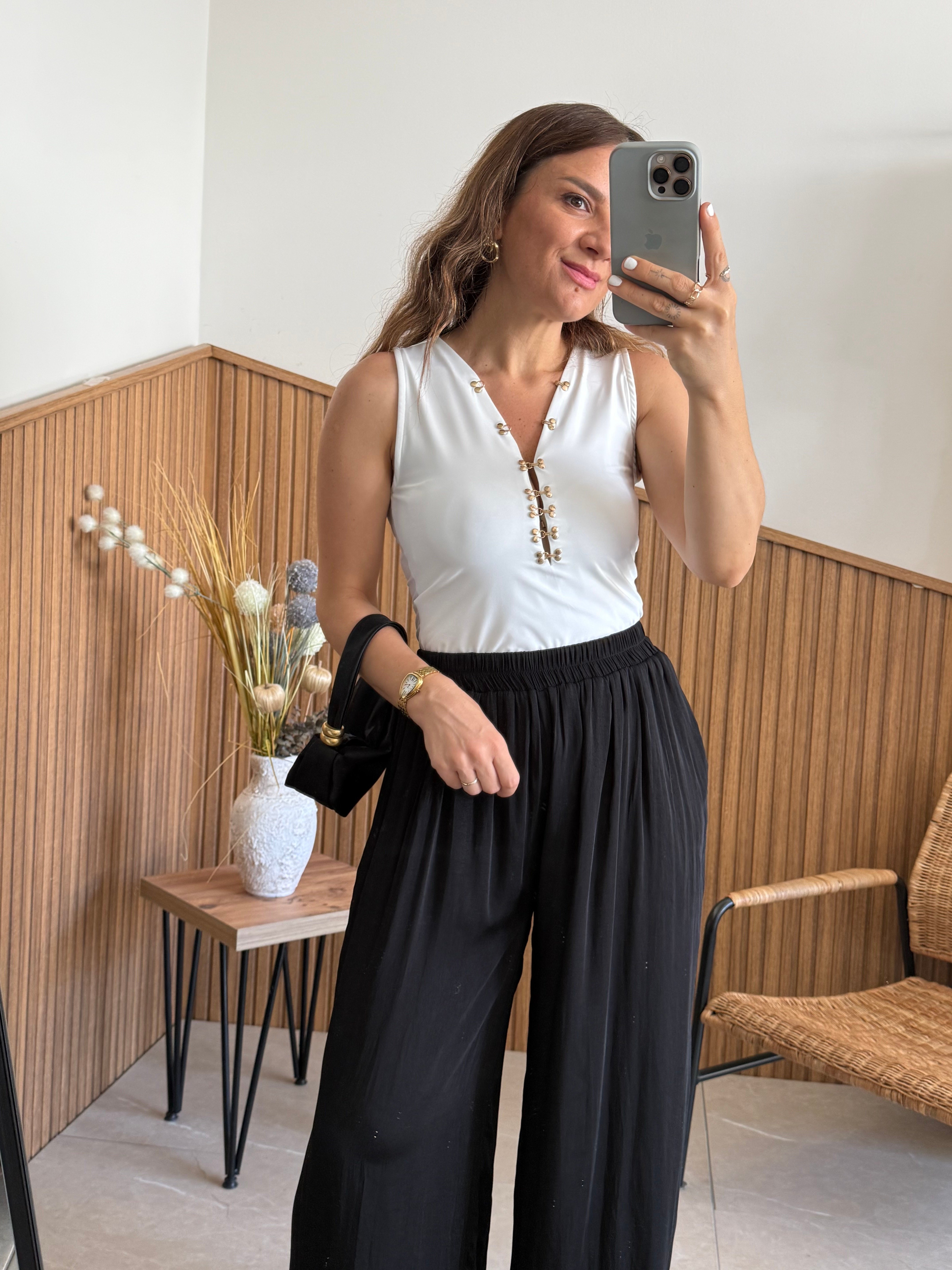 Drop Detaylı Beyaz Scuba Kumaş Bluz 