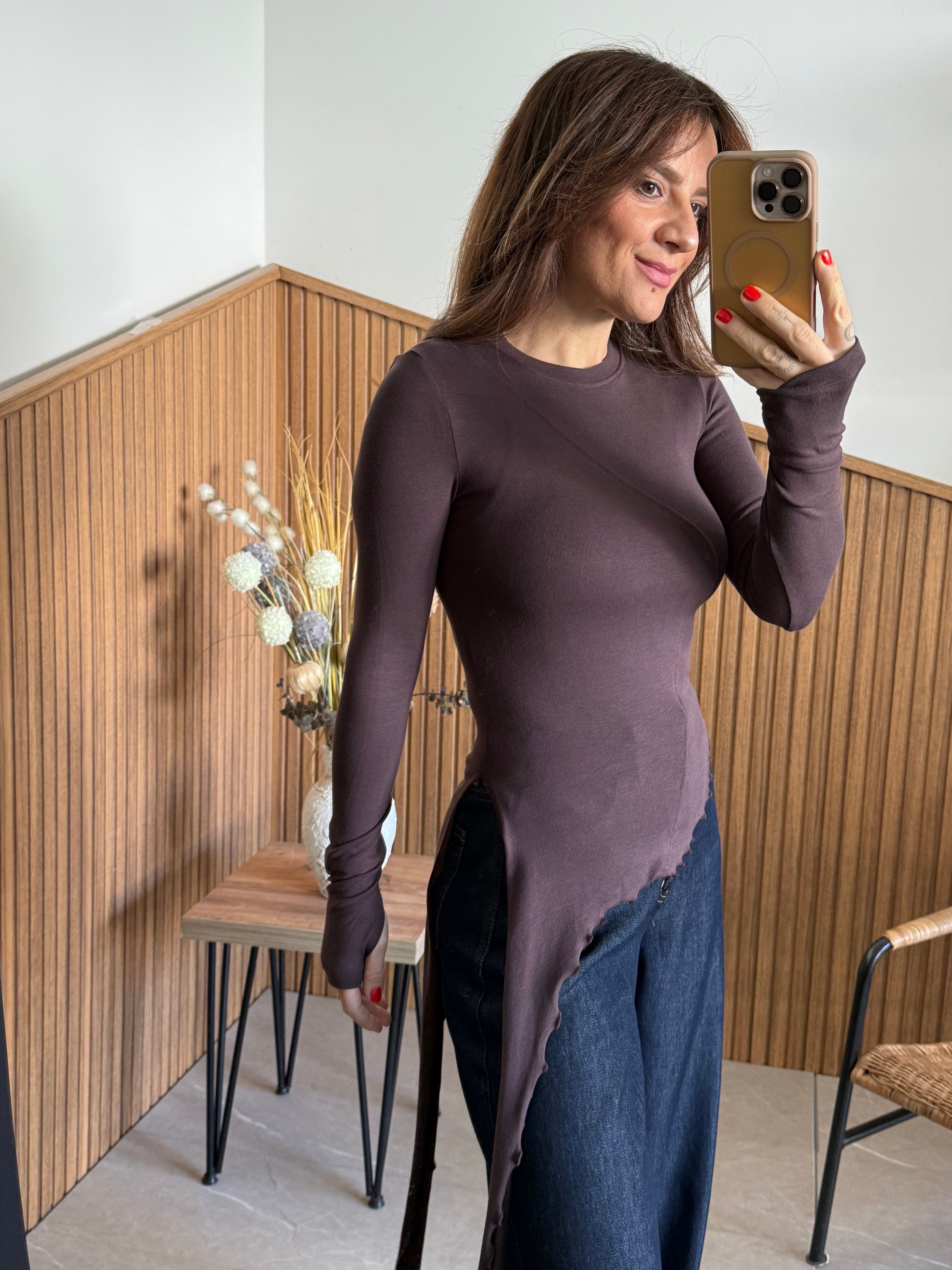 Kahve Parmak Geçmeli Tasarım Body 
