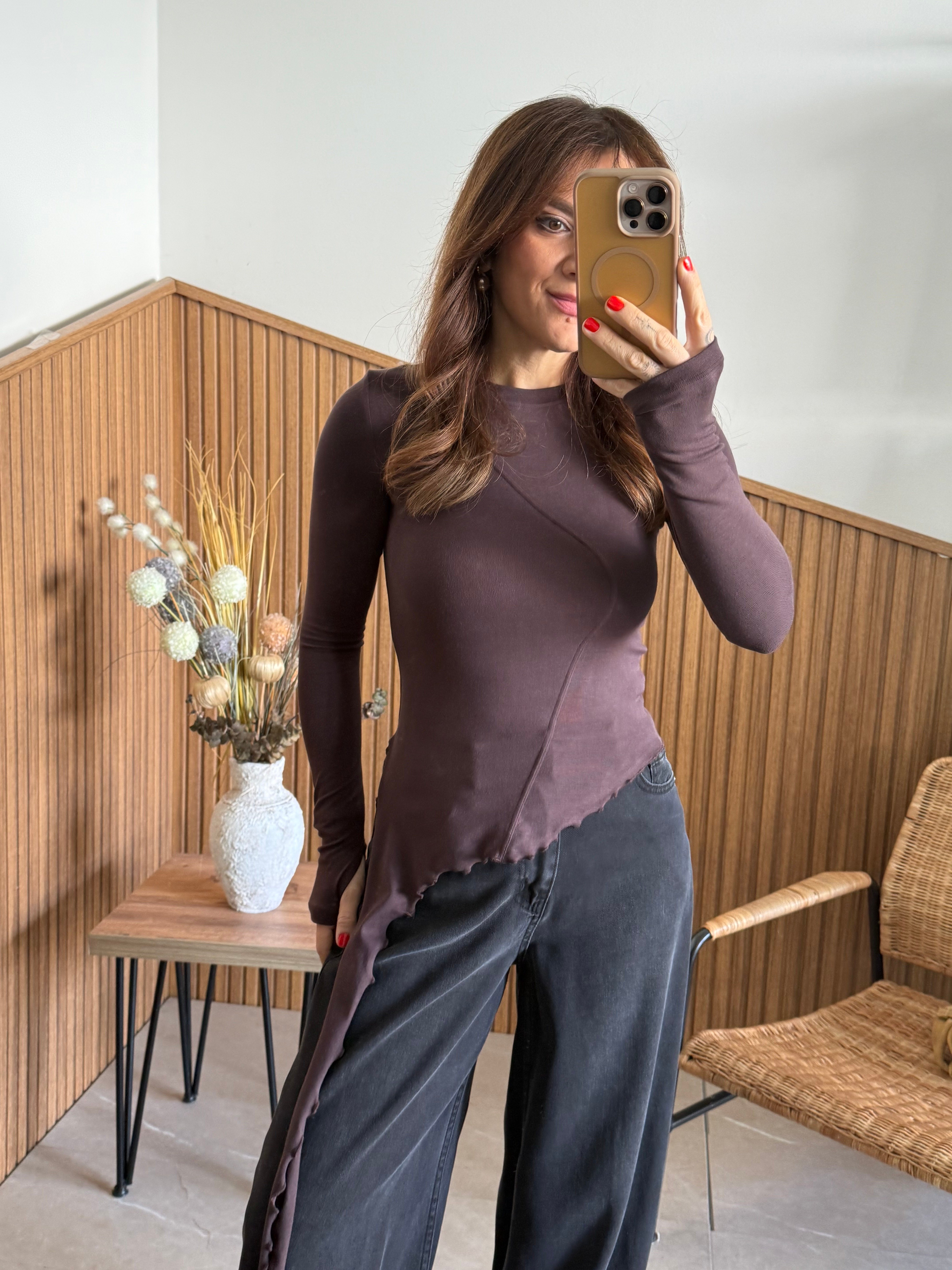 Kahve Parmak Geçmeli Tasarım Body 