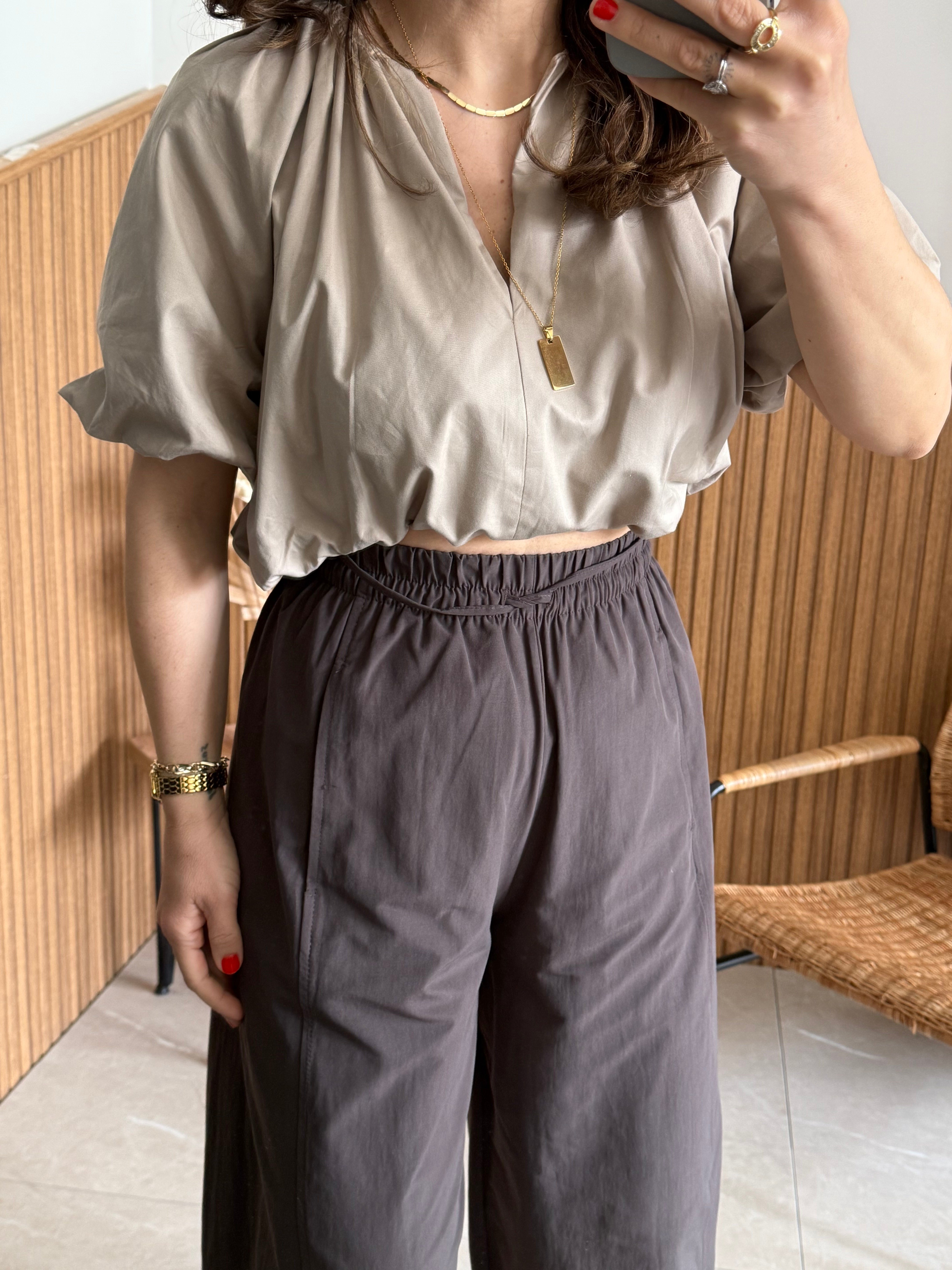 Marka Muadili Vizon Astarlı Crop Bluz 