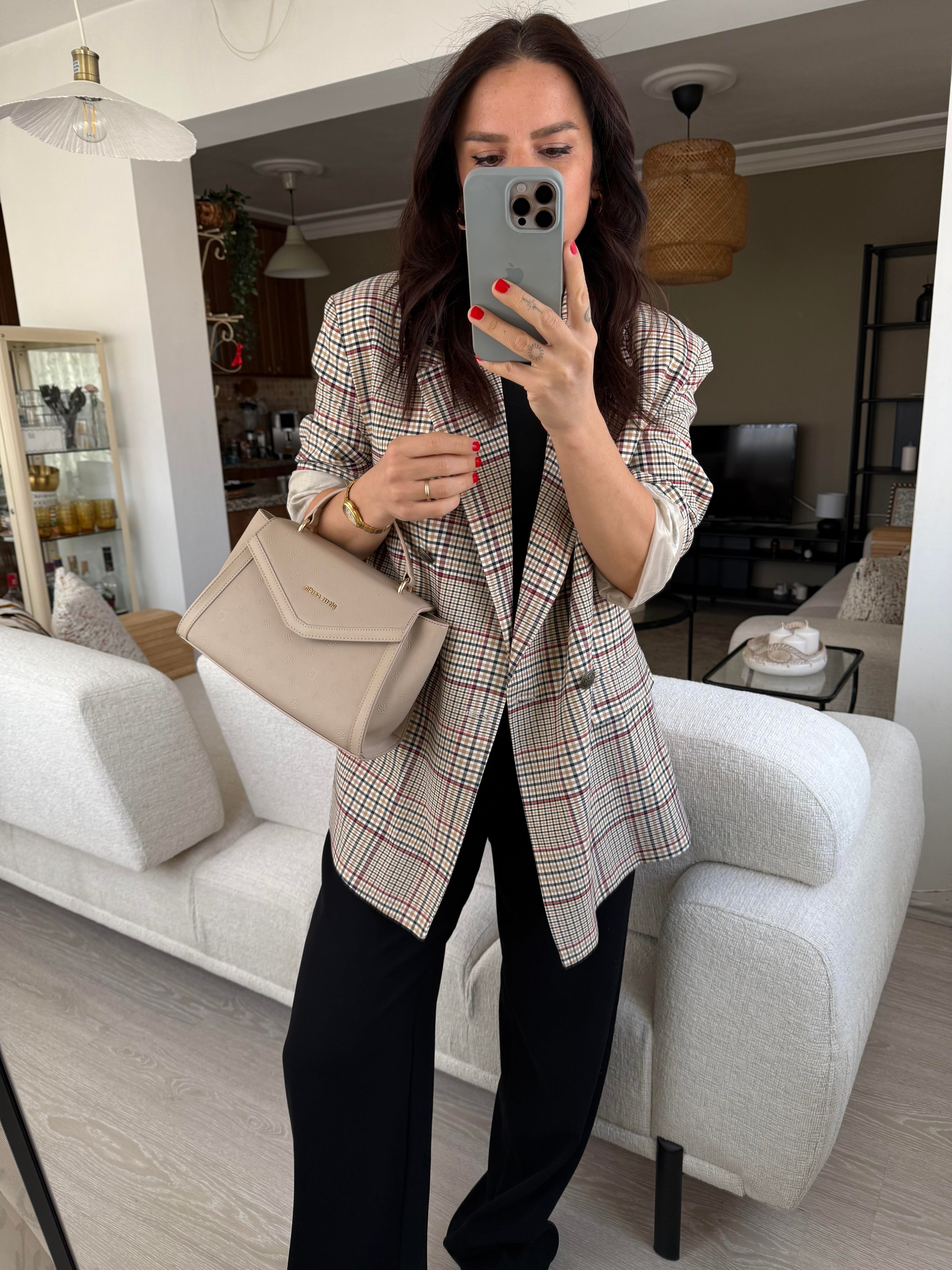 Oversize Kesim Kareli Blazer Ceket 