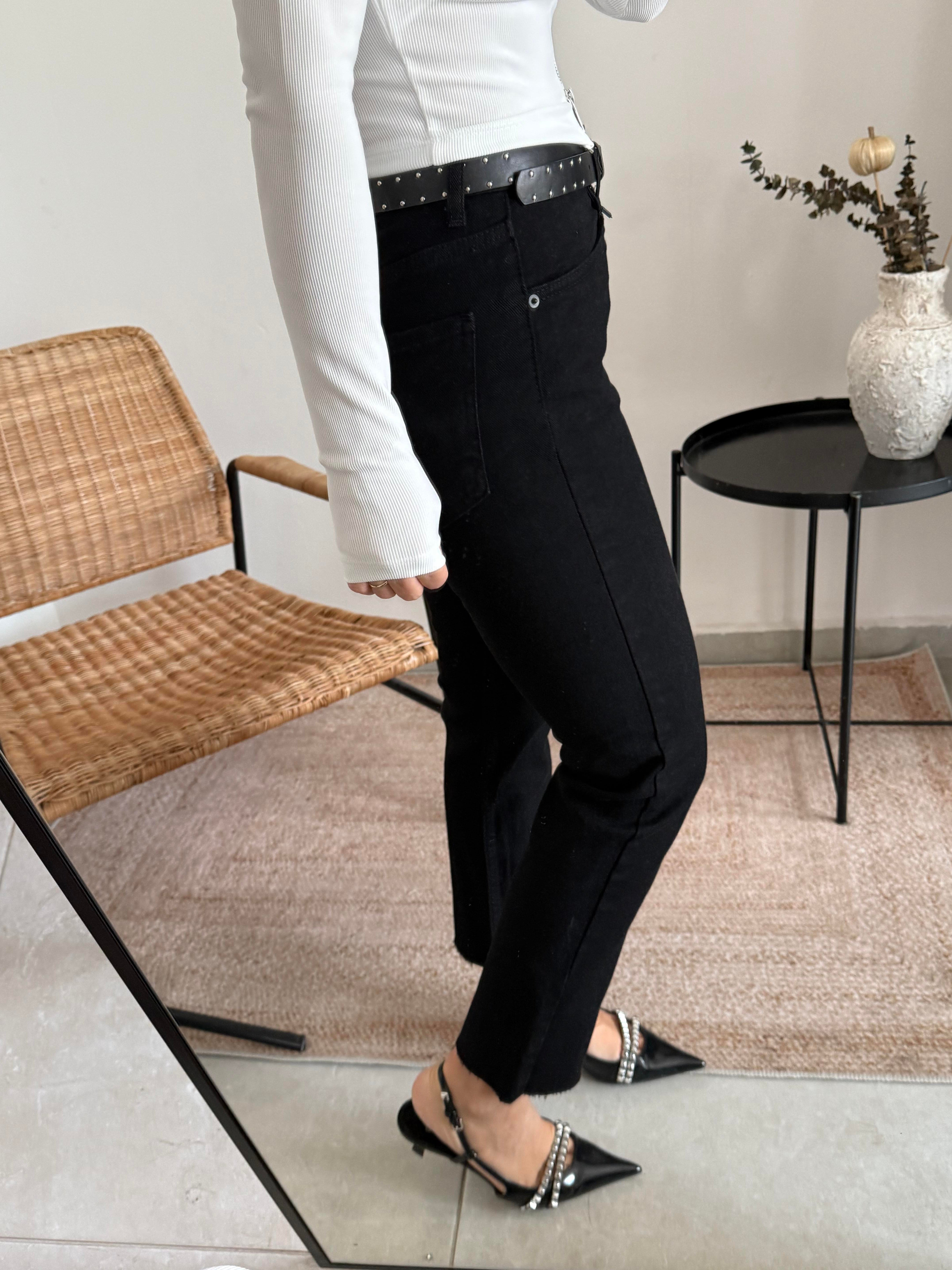 Siyah Likralı Boyfit Jean 