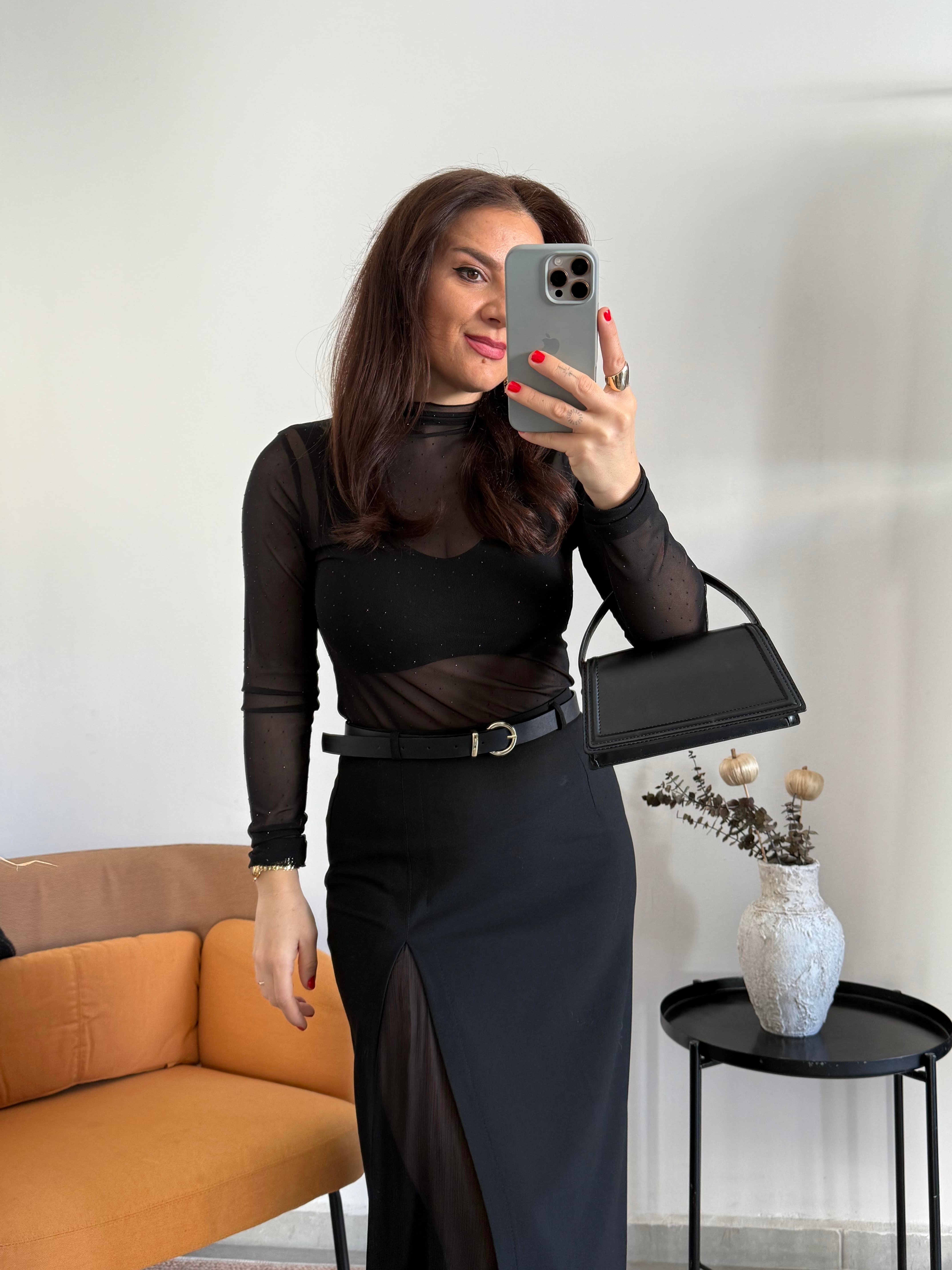Yırtmaç Detaylı Premium Seri Midi Boy Etek 