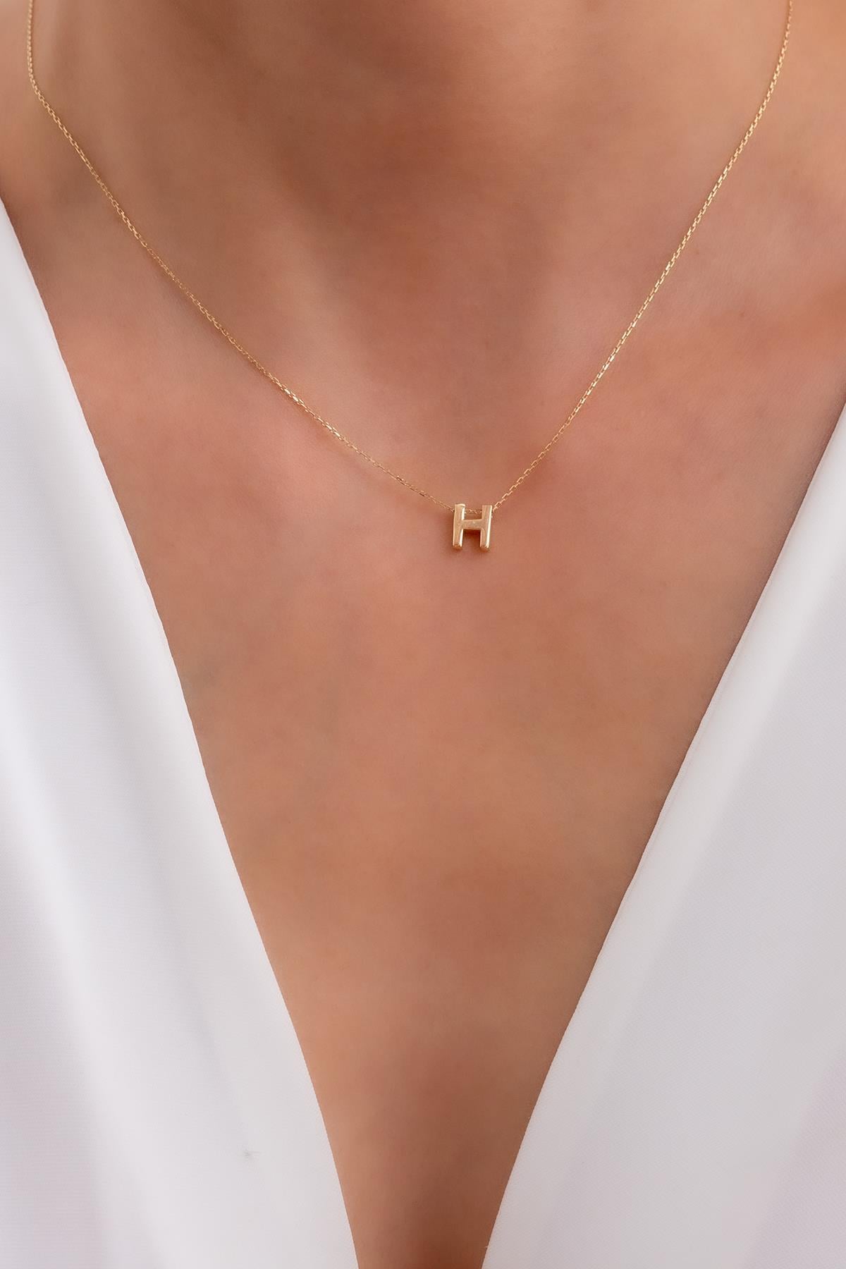 14 Ayar Altın 3 Boyutlu H Harf Kolye