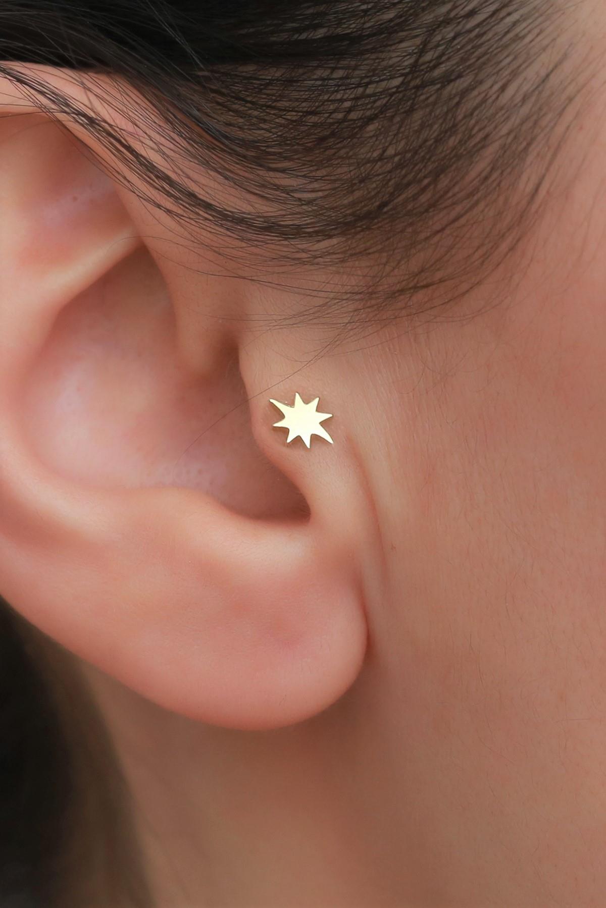 14 Ayar Altın 8 Köşeli Yıldız Tragus Piercing