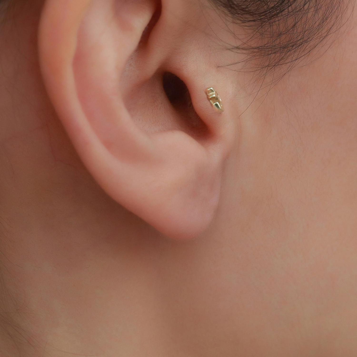 14 Ayar Altın Taşsız Denizci Tragus Piercing
