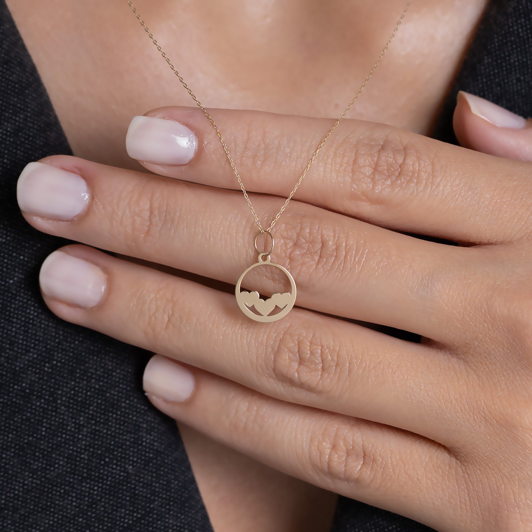 14 Ayar Altın Üç Kalpli Halka Kolye
