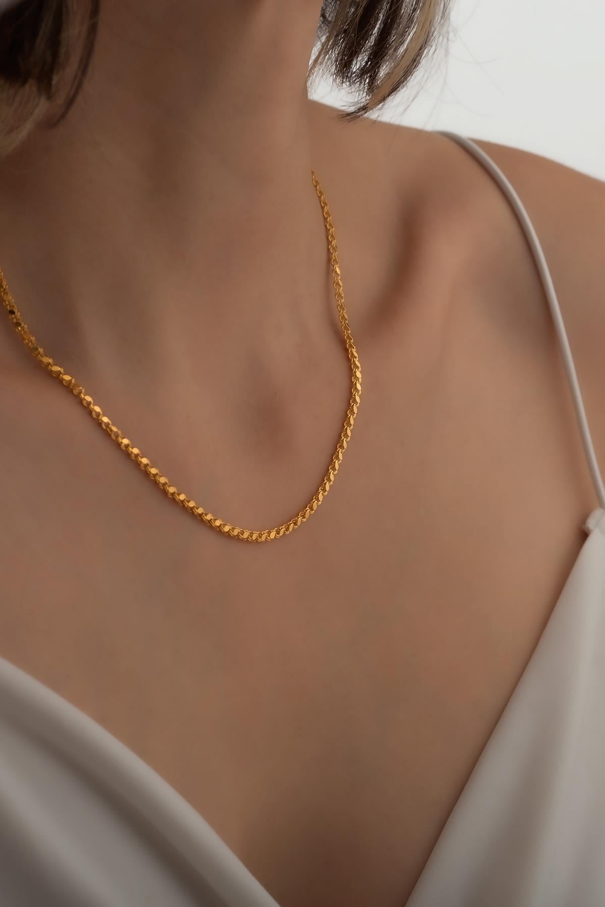 14 Ayar Altın Zarif Pullu Halep Zincir  Kolye