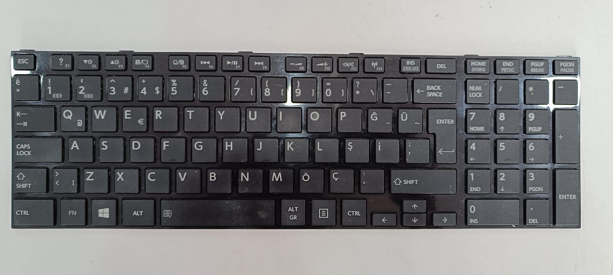 Klavye - Tuş TakımıToshiba Uyumlu Mp-11B56Tq-528W  Çerçeveli Klavye Tuş Takımı Siyah Tr  STOK:Z95