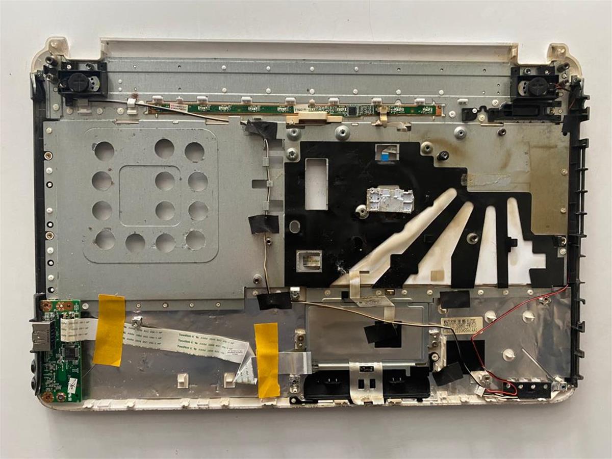 Üst KasaOrijinal Casper Nirvana MB50, MB50II1, MB50IA1 Notebook Kasa Üst / Beyaz + hoparlör + Audio Ses Girişi Stok: Z92