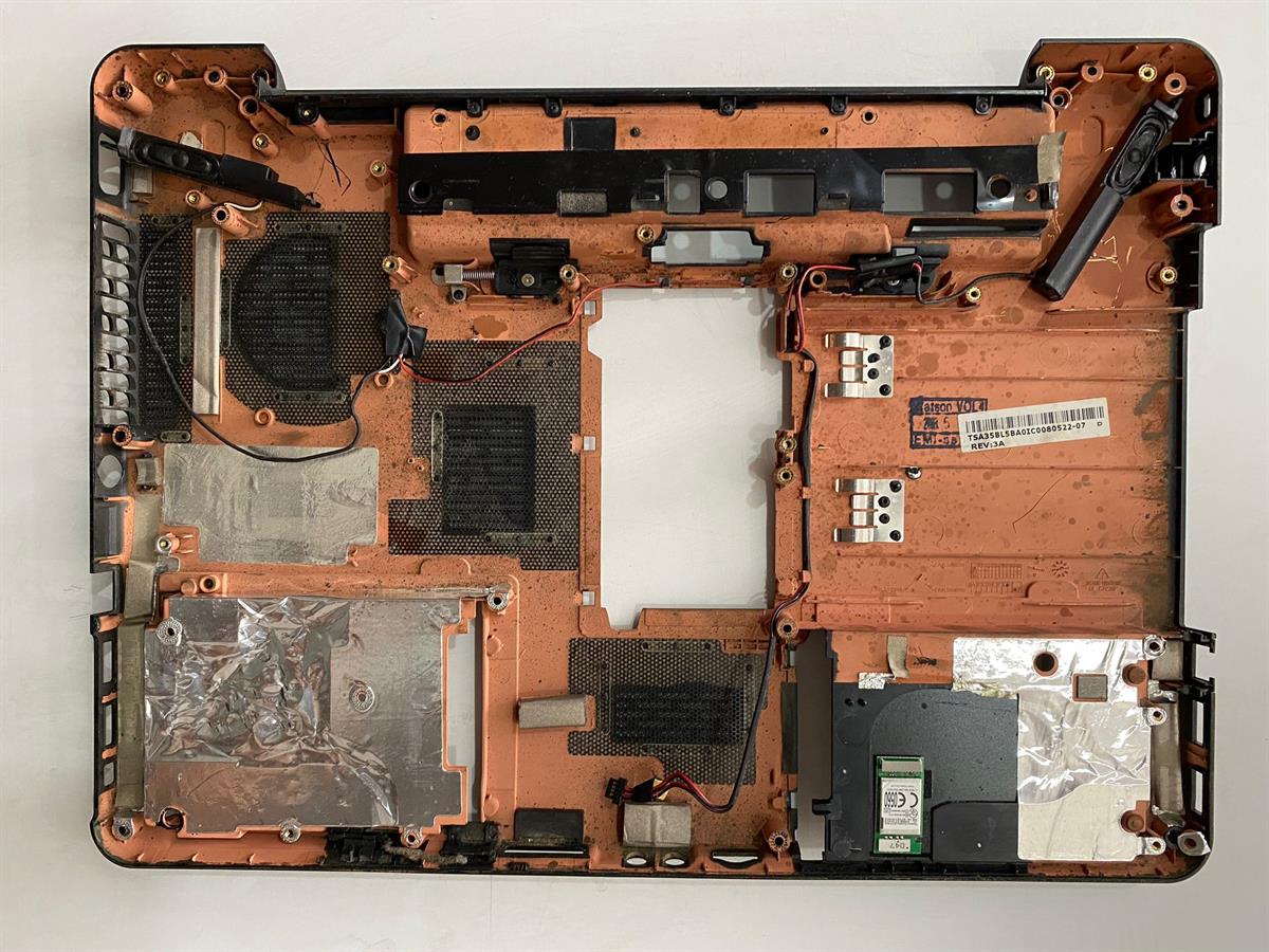 Alt KasaTOSHIBA SATELLITE A300-17N  MODEL NO: PSAJ0E-01300QTE ALT KASA VE UYUMLU HOPARLÖR STOK: Z93