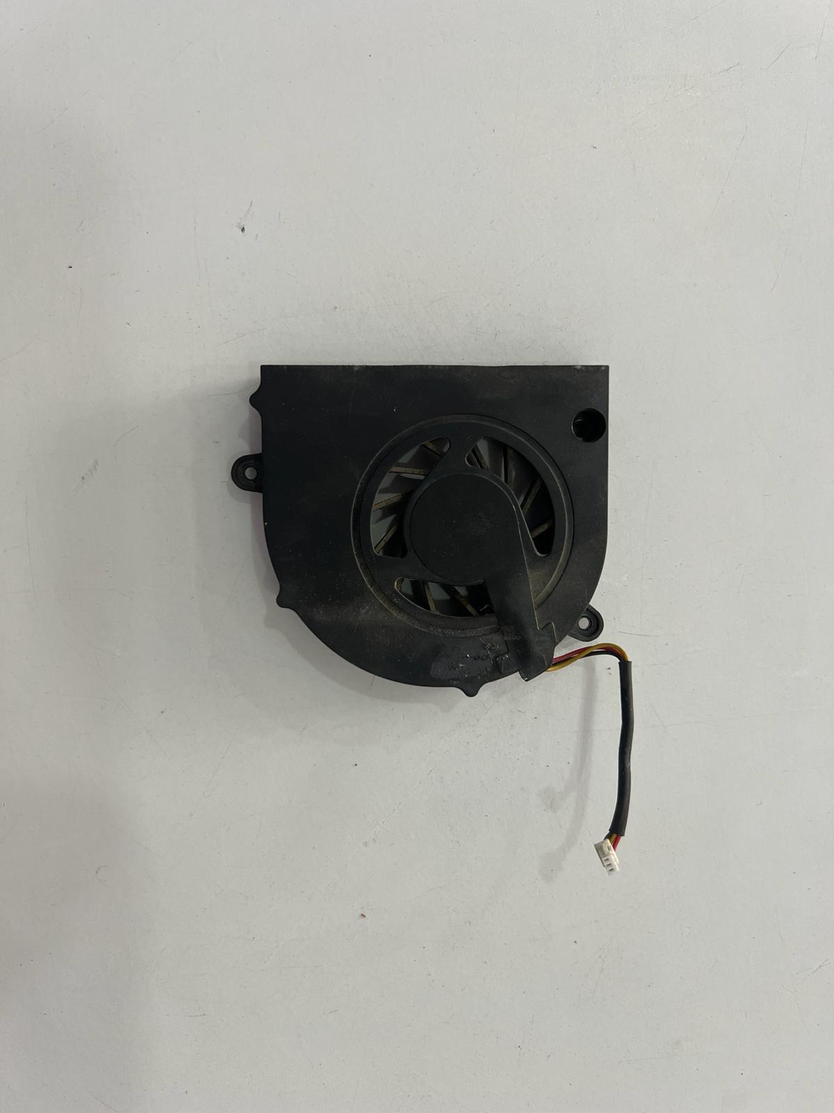 Soğutucu - FanToshiba Satellite L500-1UP, L500-1UU, L500-1UX, L500-1VK, L500-1WP Uyumlu GB0507PGV1-A  Soğutucu Stok: Z101