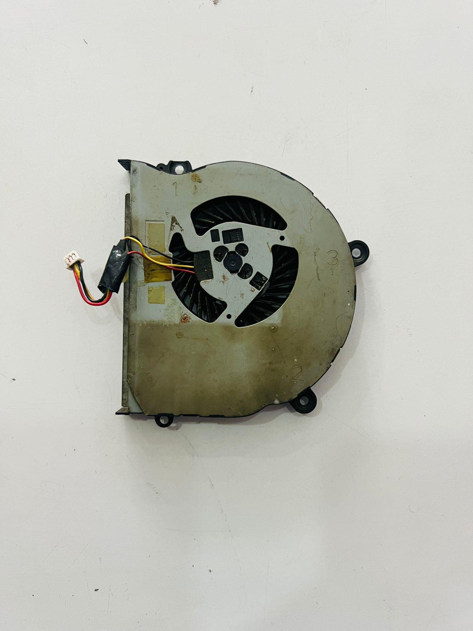 Soğutucu - FanSamsung NP350V5C Orijinal Fan Stok: Z102