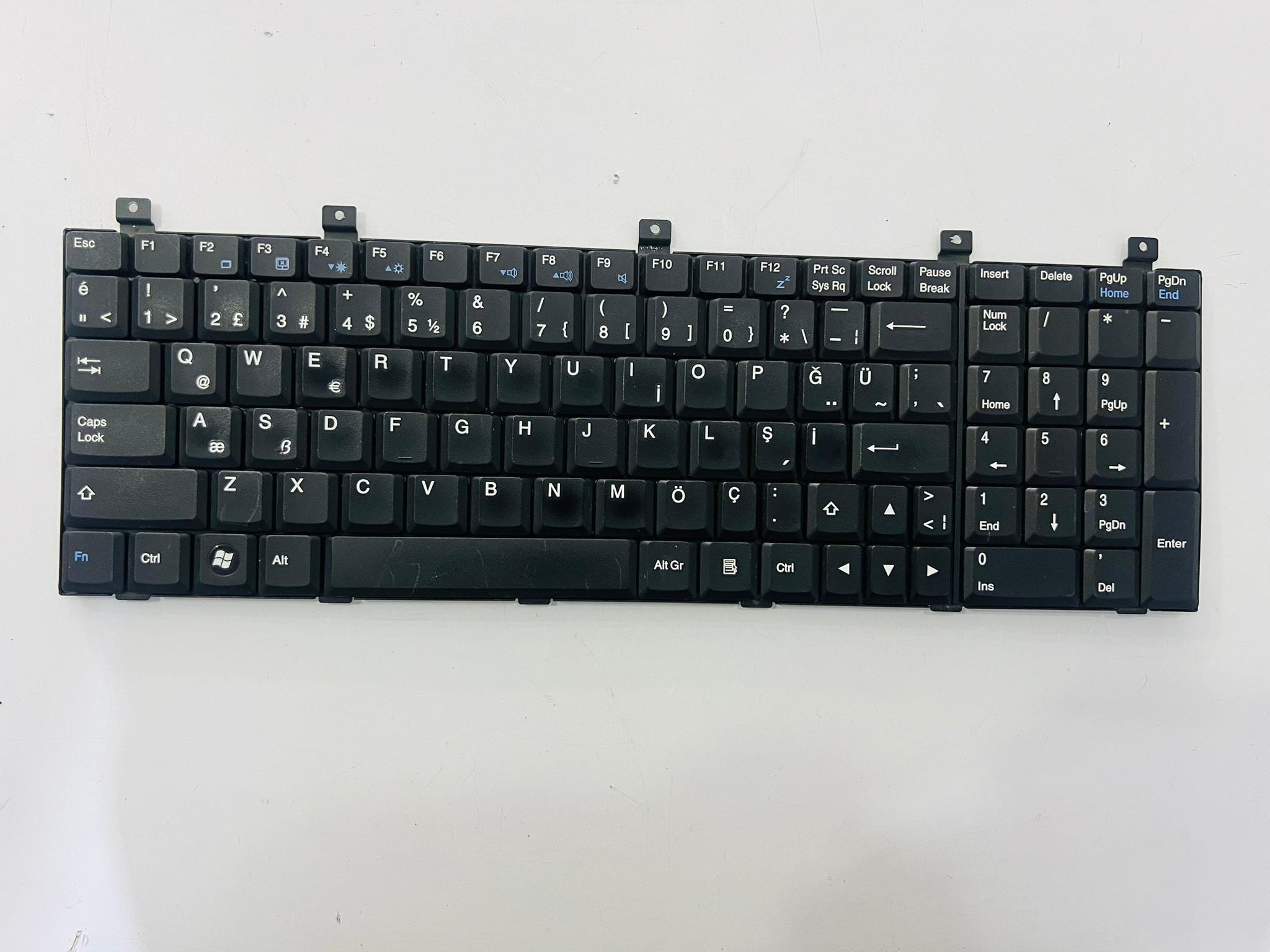 Klavye - Tuş TakımıMSI MS-6877 ORİJİNAL KLAVYE TUŞ TAKIMI Stok: Z102