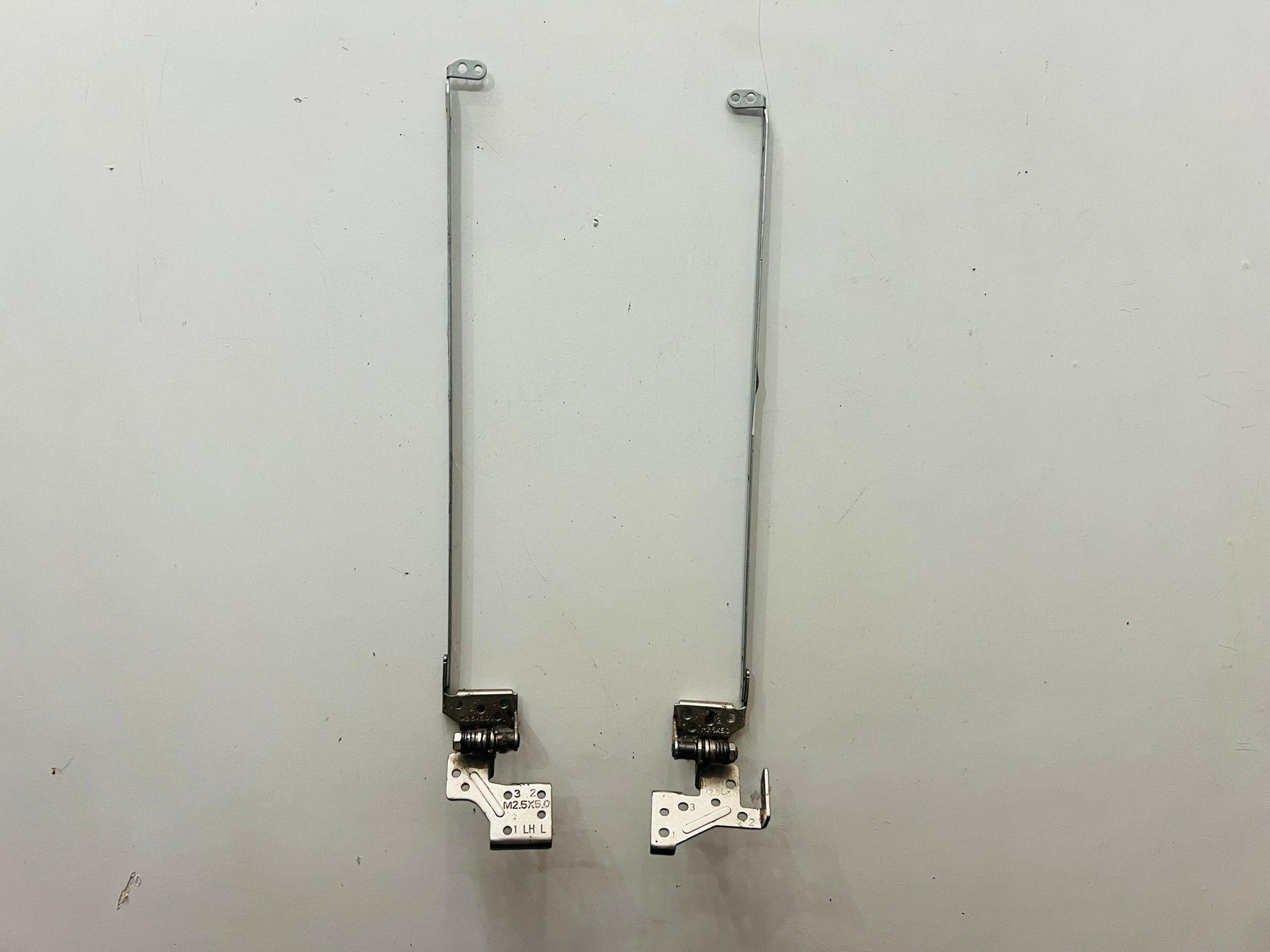 Menteşe - ÇıtaToshiba C660 C660D Orijinal Menteşe Takımı Stok: Z103