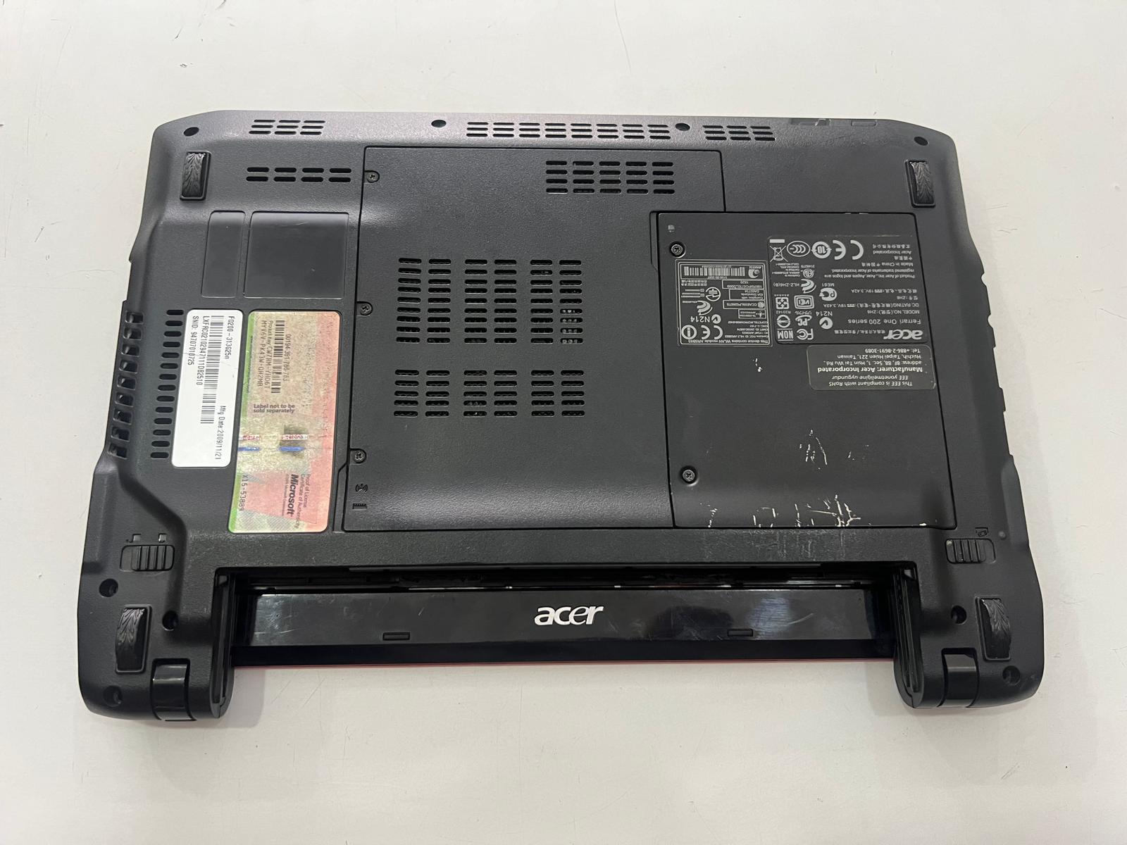 Bezel - ÇerçeveACER FERRARİ ONE 200 SERİES F0200-313G25N KOMPLE KASA Stok: U1