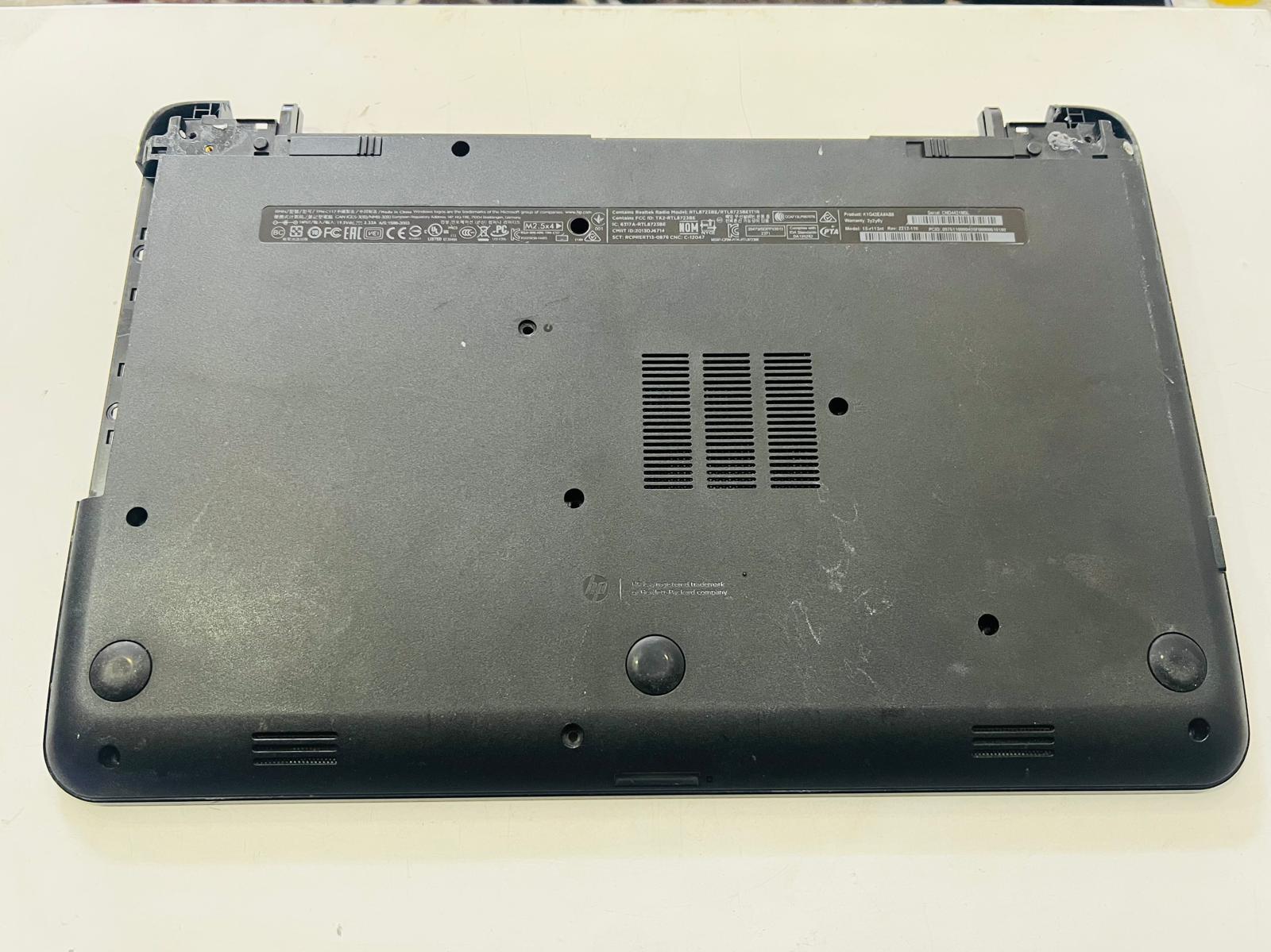 Alt KasaHP ORİJİNAL SORUNSUZ ÇIKMA ÜRÜN TPN-C117 ALT KASA 15-R113NT STOK:Z95