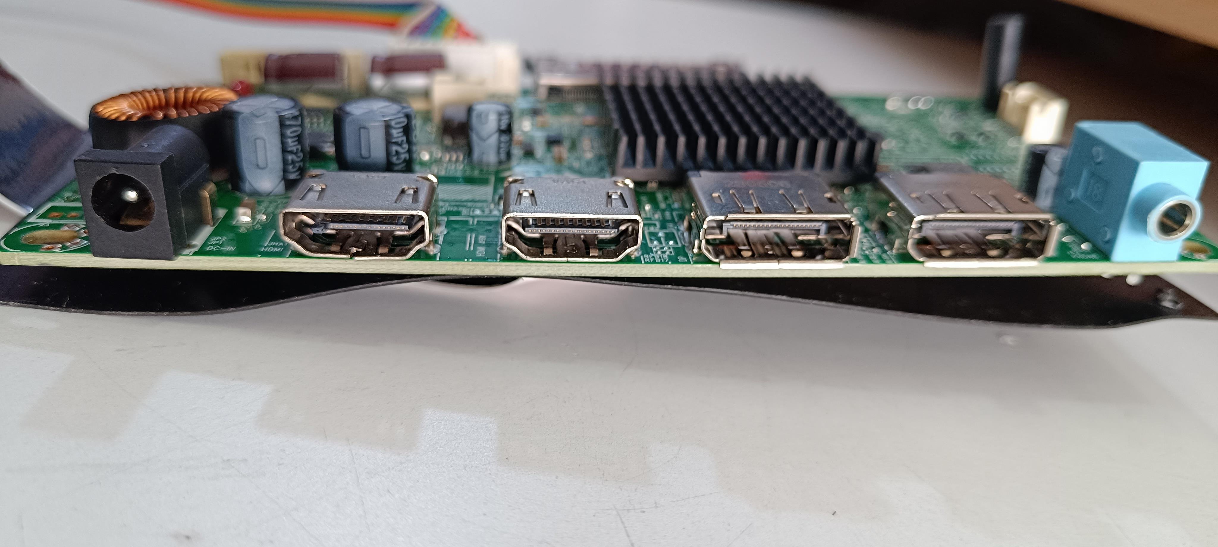 Tüm ParçalarMONİTÖR ANAKARTI MT9800U