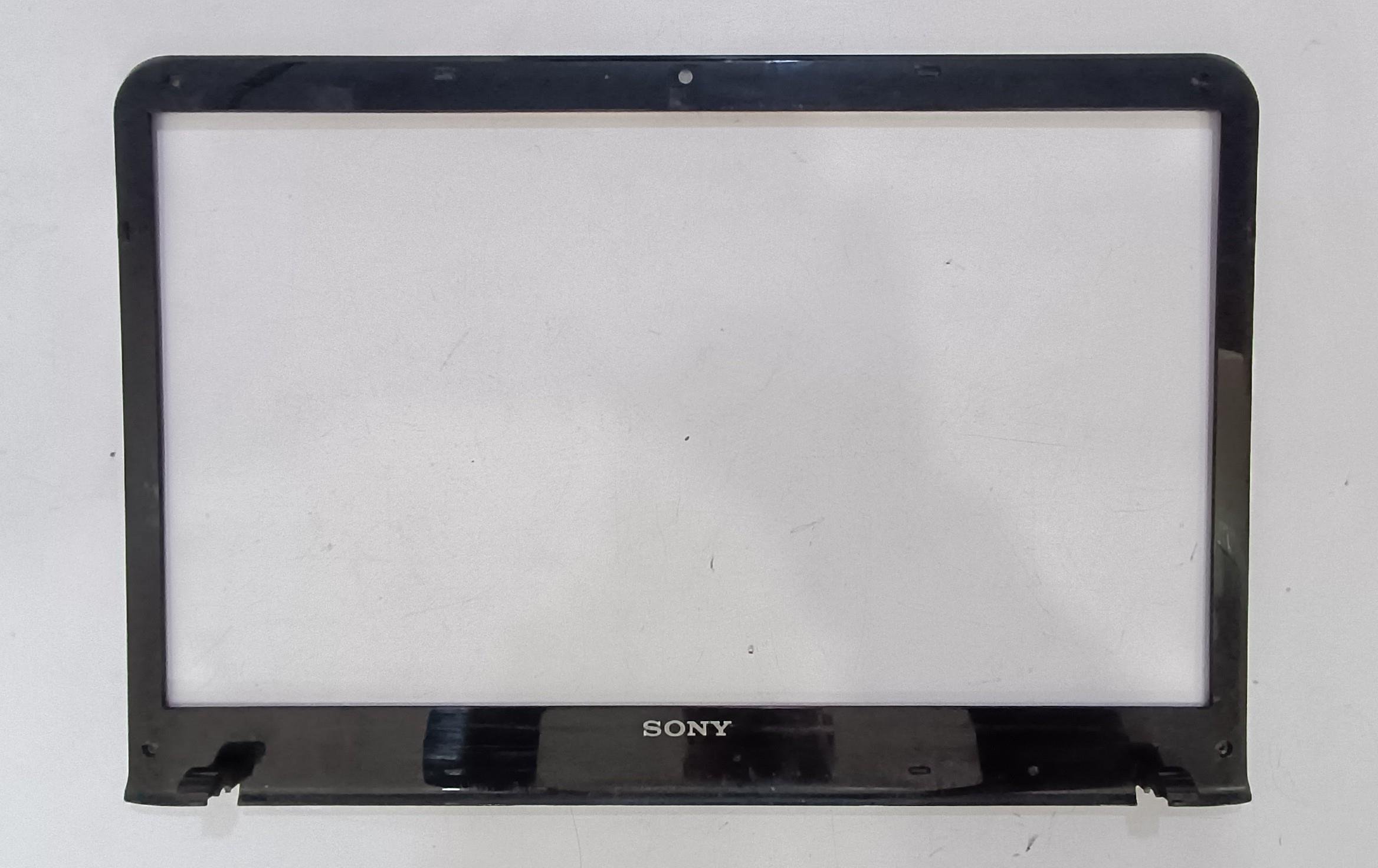 Bezel - ÇerçeveSONY SVE151G17M Orijinal Çıkma BEZEL SVE1513U1ESI BEZEL 3IHK5BHN000 Stok:Z104