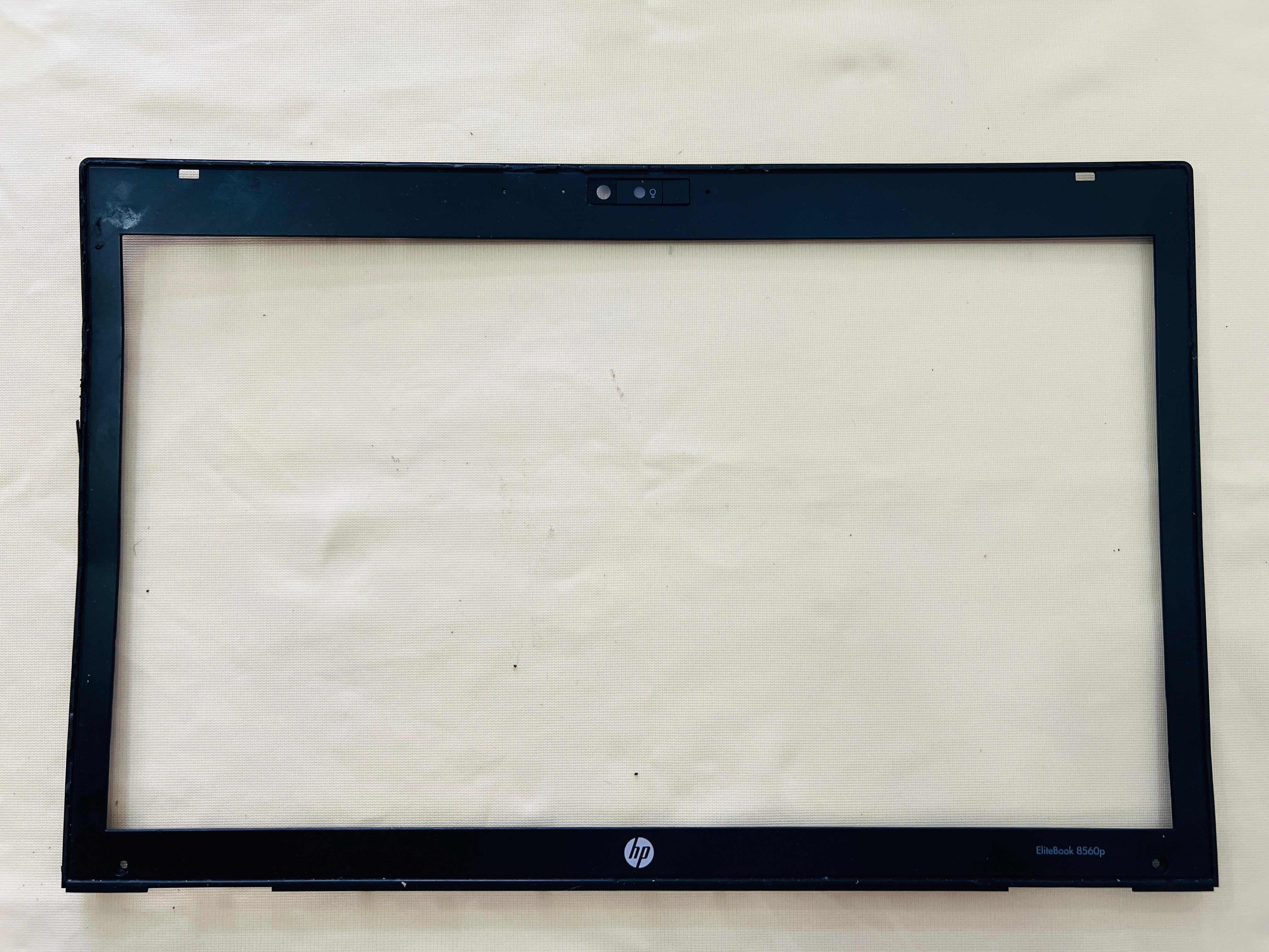 Bezel - ÇerçeveORİJİNAL HP ELİTEBOOK 8560P BEZEL Stok: Z105