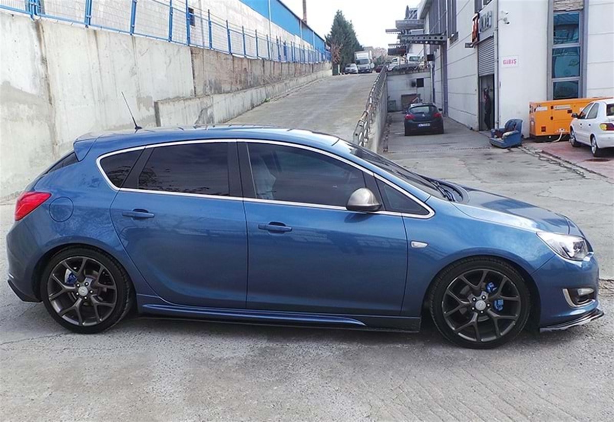 Astra J OPC Side Skirts Raw Surface Vacuum Plastic  2009-2020