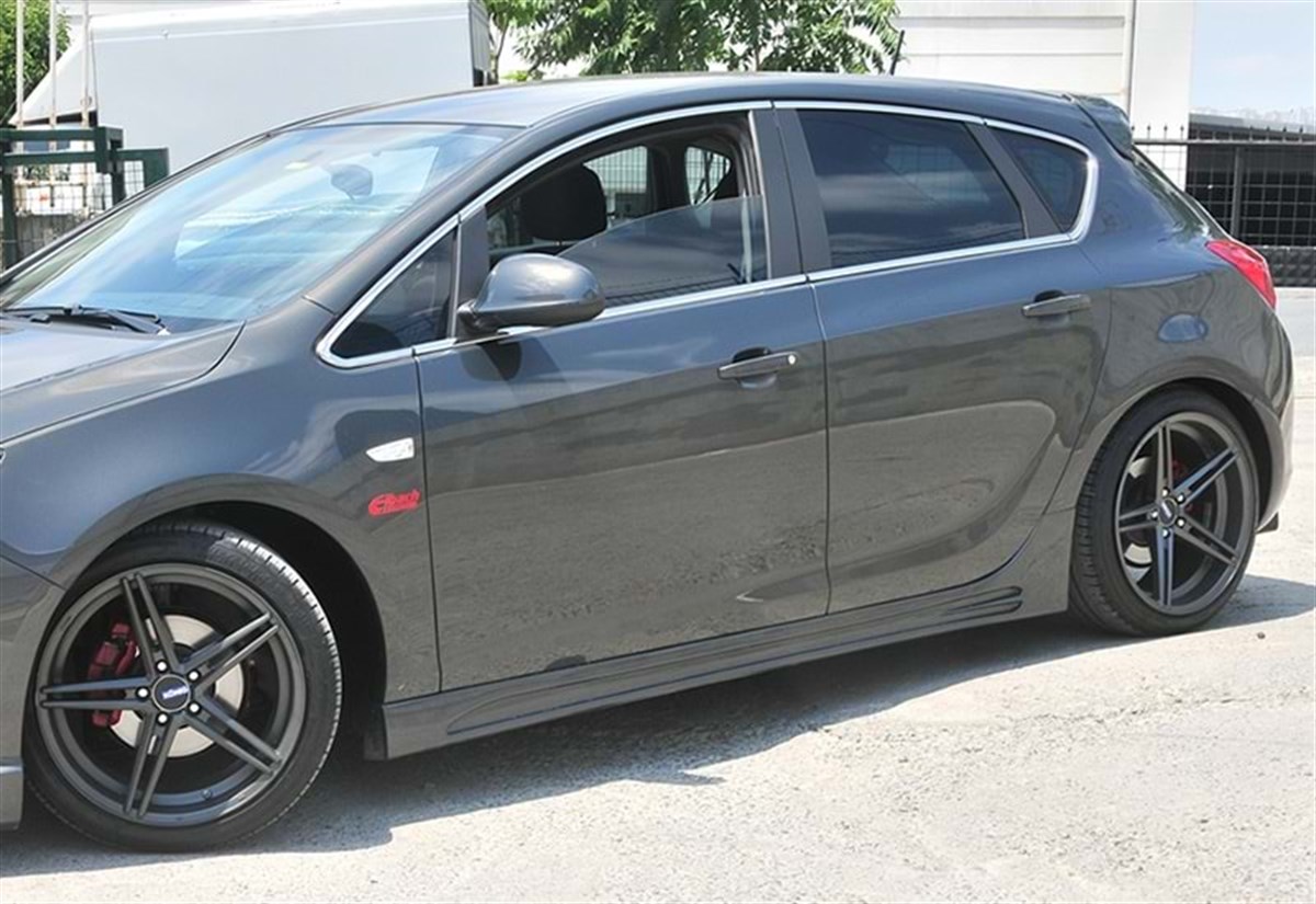 Astra J Sport Side Skirts Raw Surface Vacuum Plastic  2009-2020