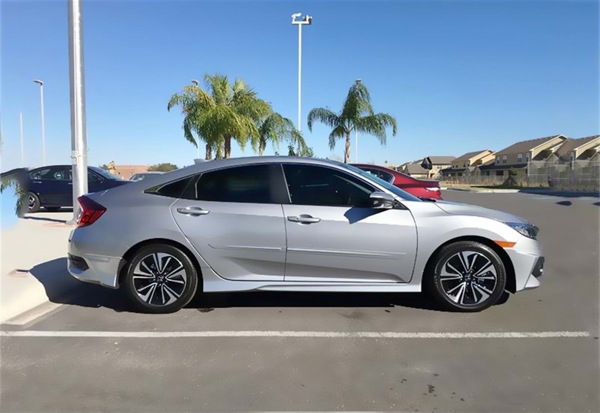 Civic FC5 Modulo Side Skirts Raw Surface Vacuum Plastic  2016-2021 FC5 - FC5 FL (Sedan)
