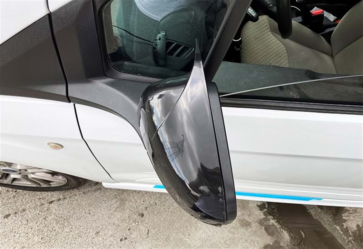 Courier Batman Mirror Cover Piano Black  2014-2017 Transit Courier