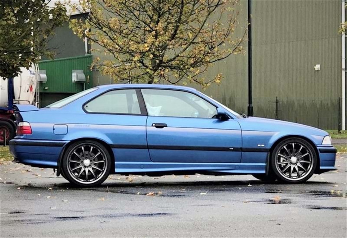 E36 M Technic Side Skirts Raw Surface Vacuum Plastic  1990-2000 E36 - E36 LCI (Coupe)