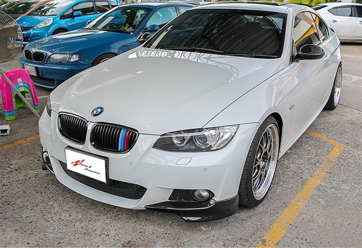 E92 - E93 M Performance Front Flaps Piano Black Vacuum Plastic  2007-2009 2007-2013 E92 - E93