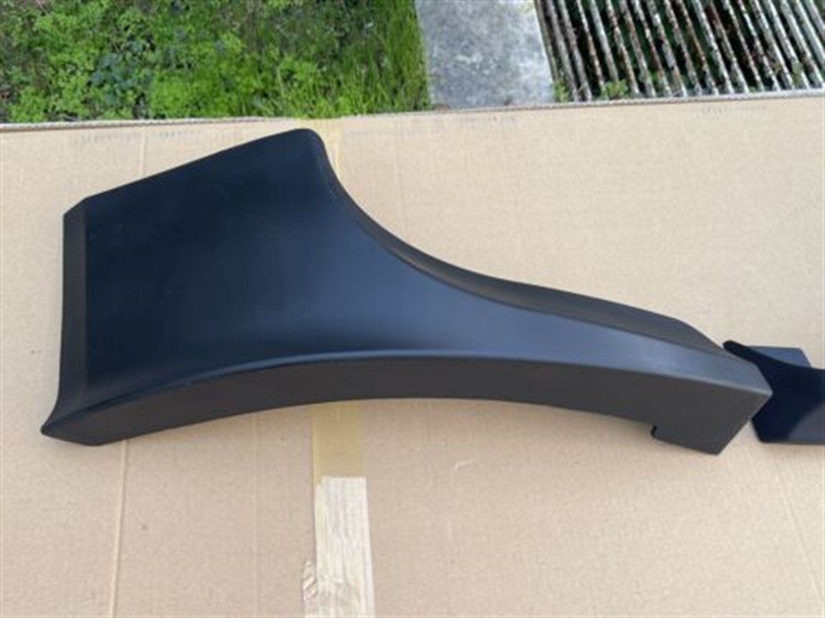 For BMW E60 E61 M5 Bumper Front Flap Set 2 Piece Left And Right