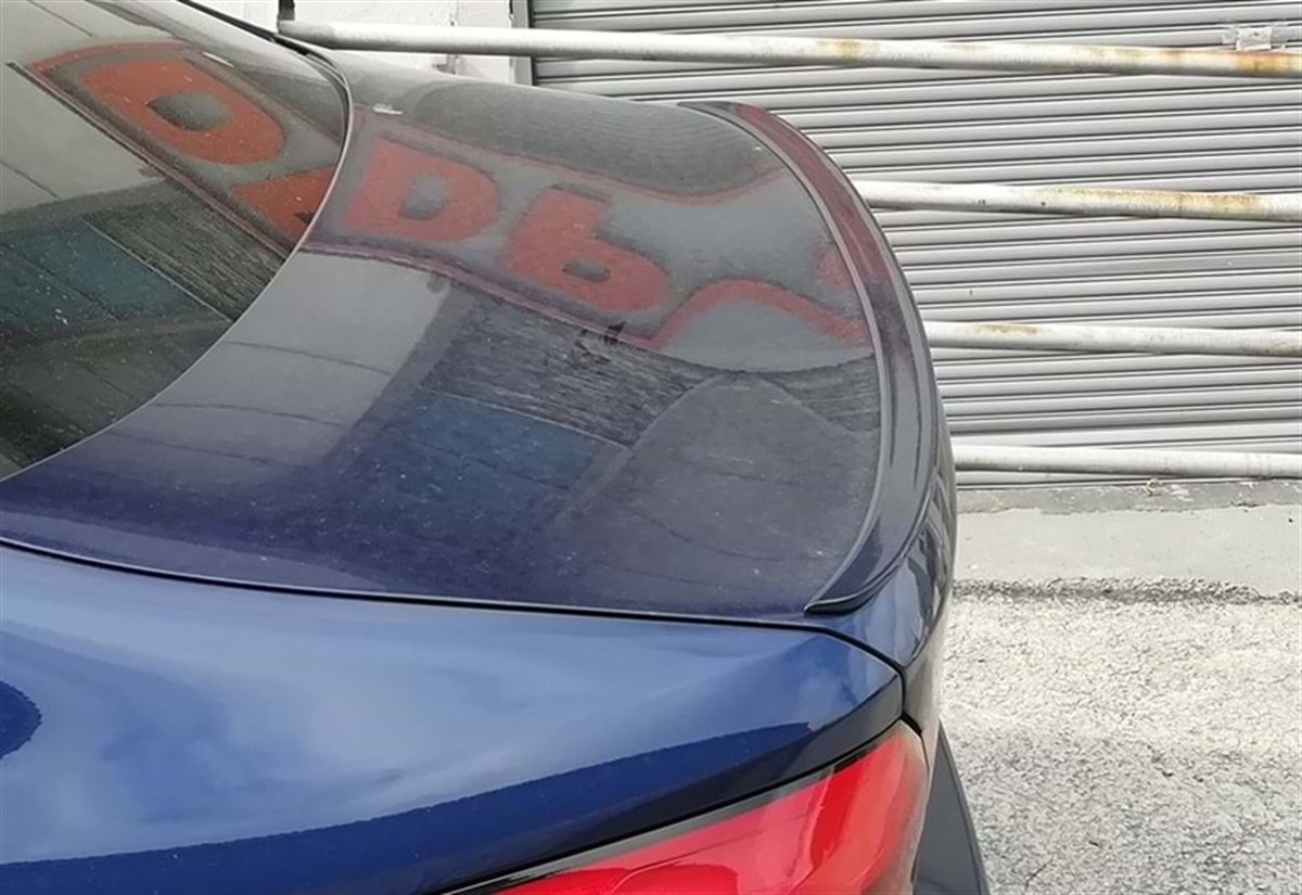 G30 M Performance Rear Trunk Anatomic Spoiler Raw Surface ABS  2017 - 2017 After  G30