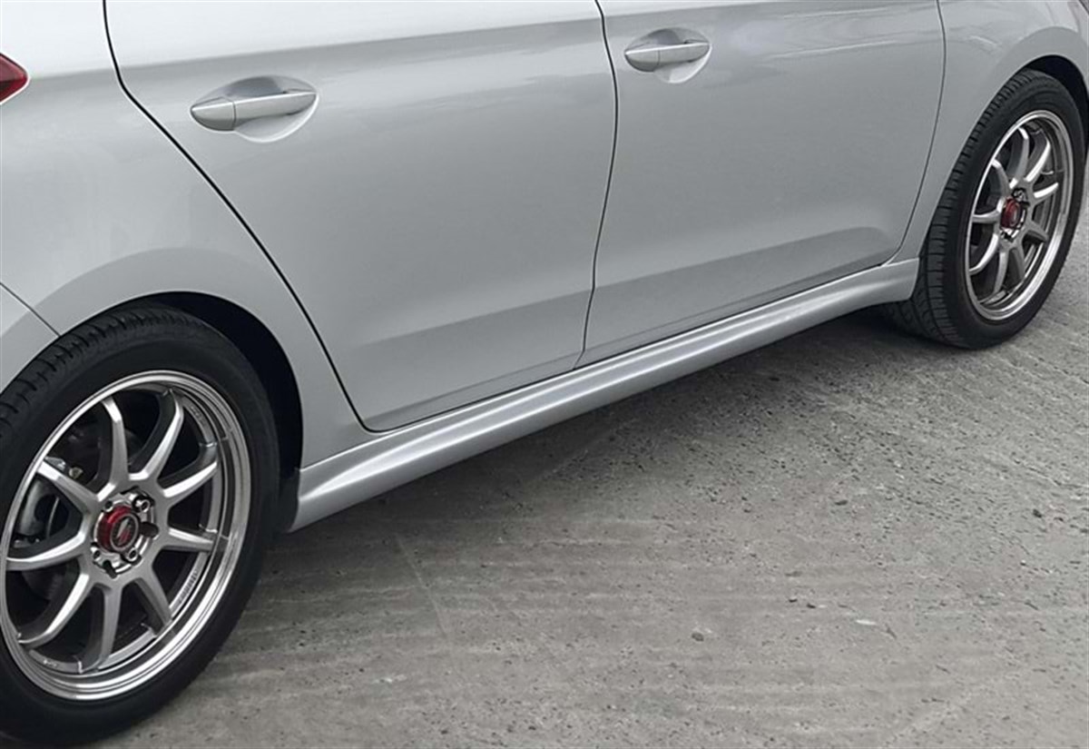 i20 Sport Side Skirts Raw Surface Vacuum Plastic  2014-2018