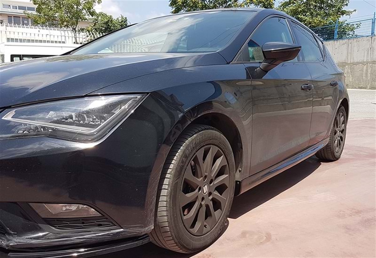 Leon Mk3 Sport Side Skirts Raw Surface Vacuum Plastic  2012-2020 MK3 MK3 FL