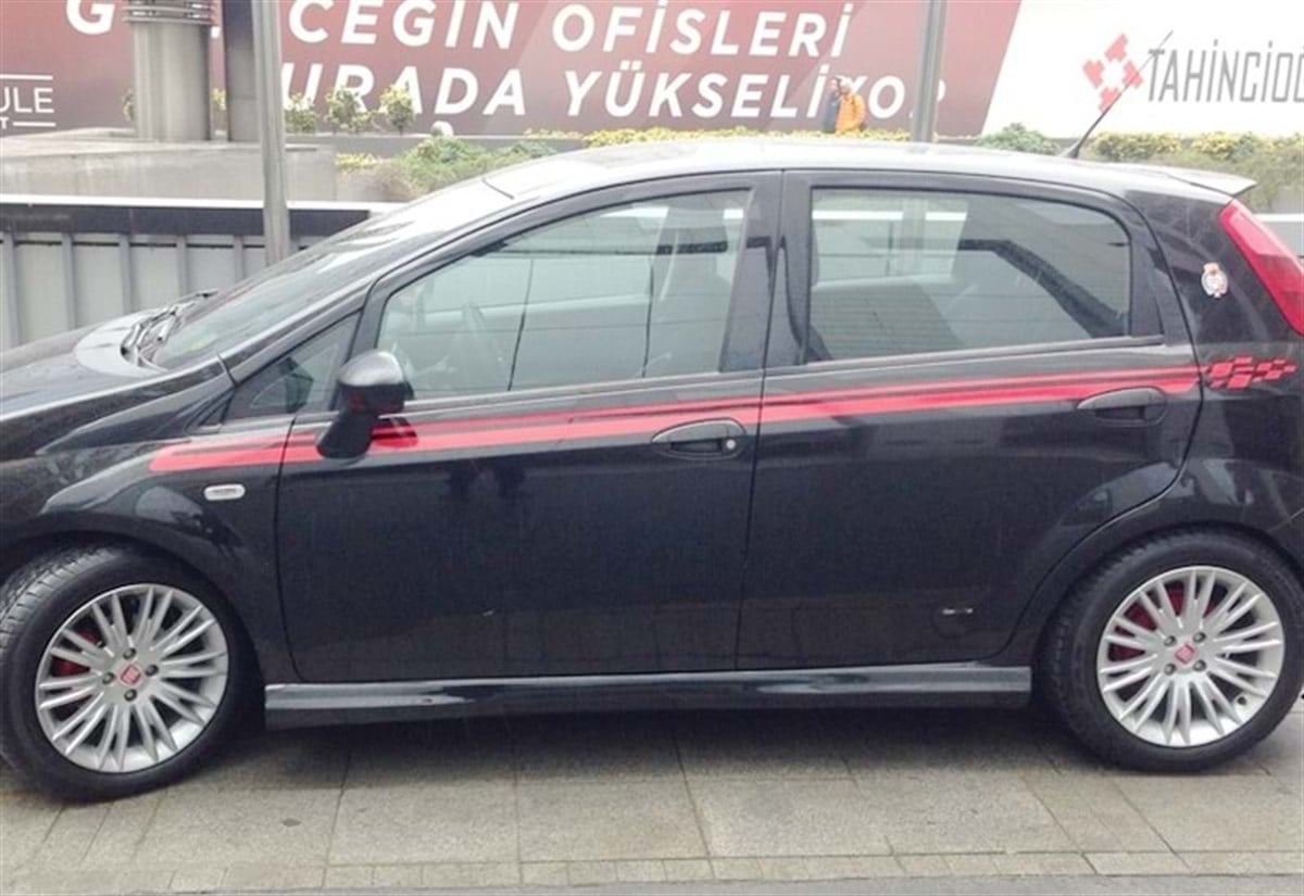 Punto Sport Side Skirts Raw Surface Vacuum Plastic  2012-2018 Punto - Evo, Grande