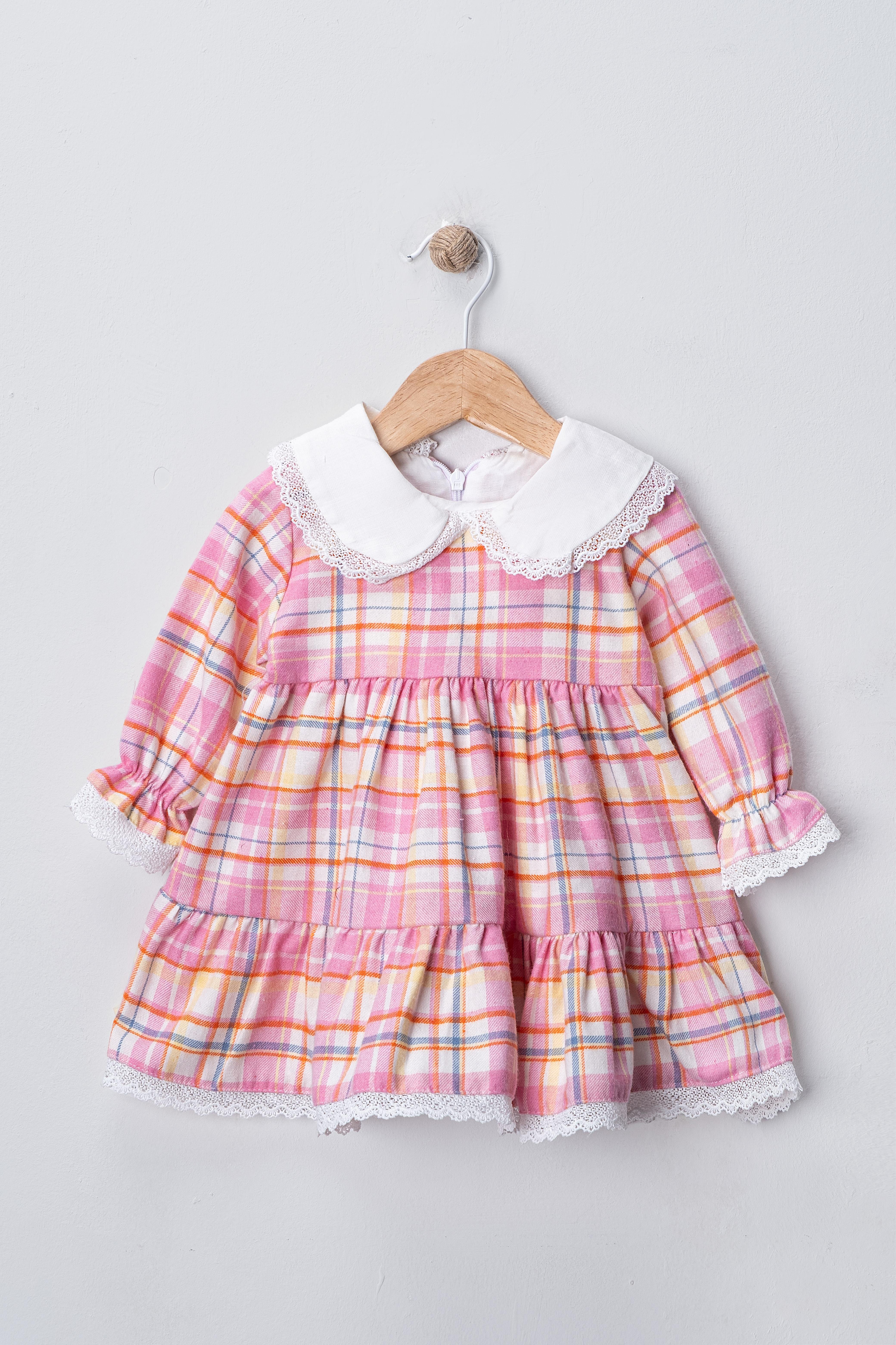 BEBEDEXS ETEĞİ VE KOLU DANTELLİ KIZ BEBEK ELBİSE 6-24 AY