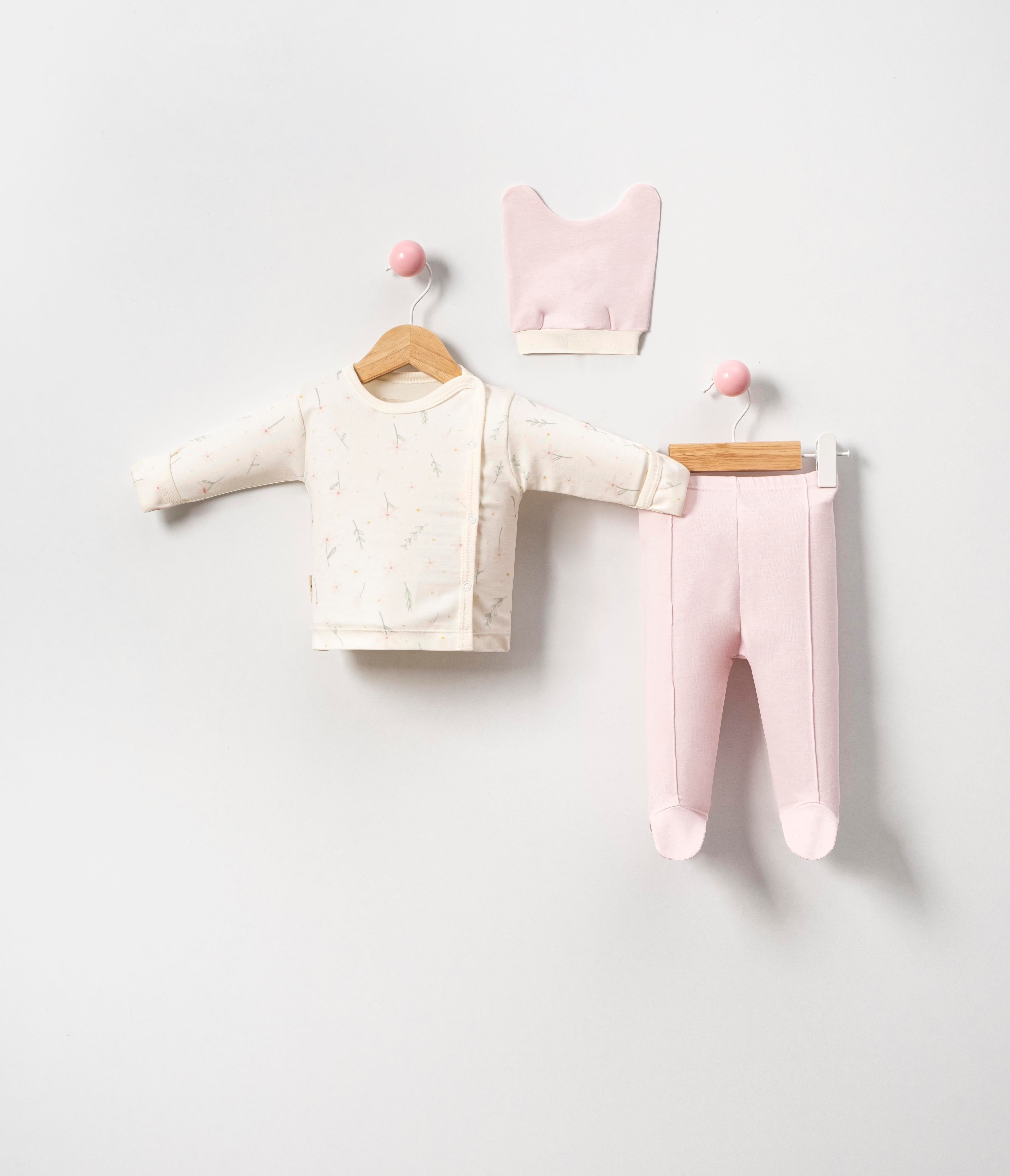 Çiçek Baskılı Kız Bebek Üçlü Zıbın Set