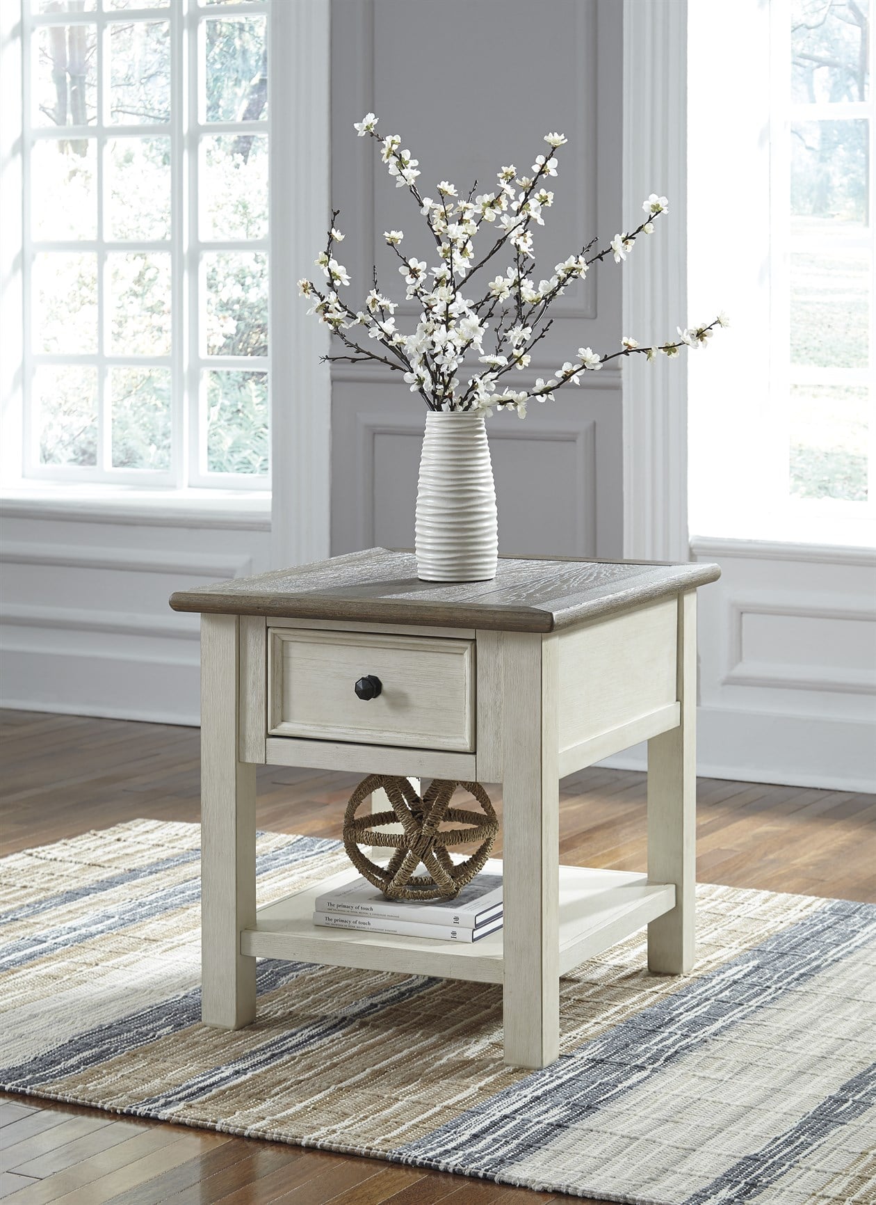 bolanburg-coffee-table-with-lift-top-661bff.jpg